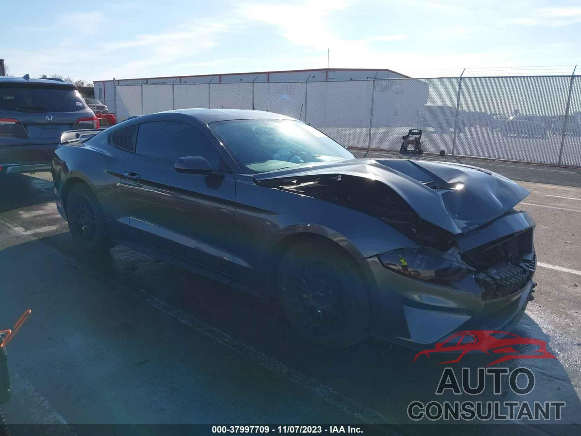 FORD MUSTANG 2018 - 1FA6P8TH1J5126433