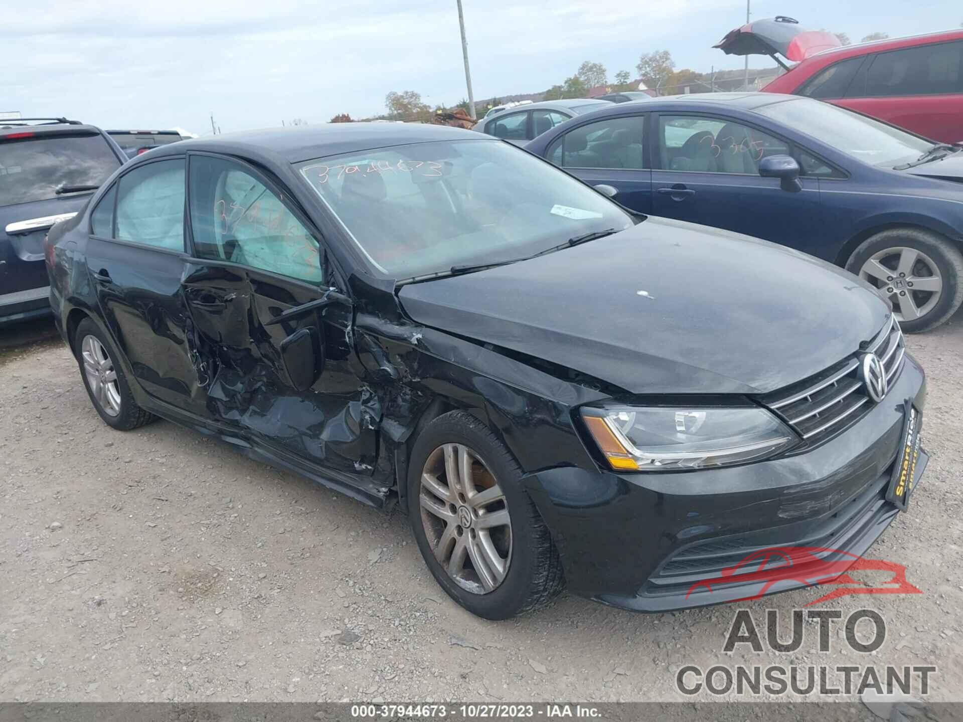 VOLKSWAGEN JETTA 2018 - 3VW2B7AJ1JM213439