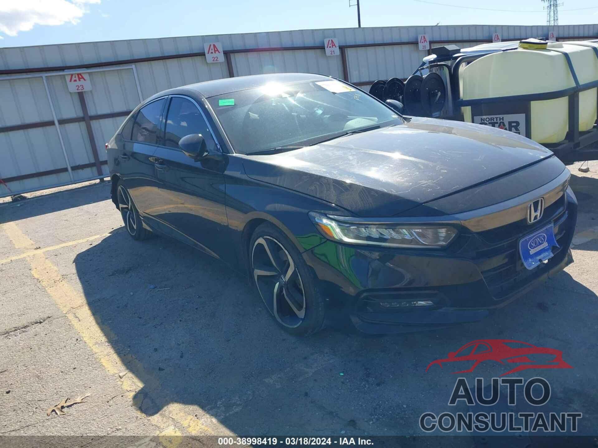 HONDA ACCORD 2018 - 1HGCV1F30JA182477