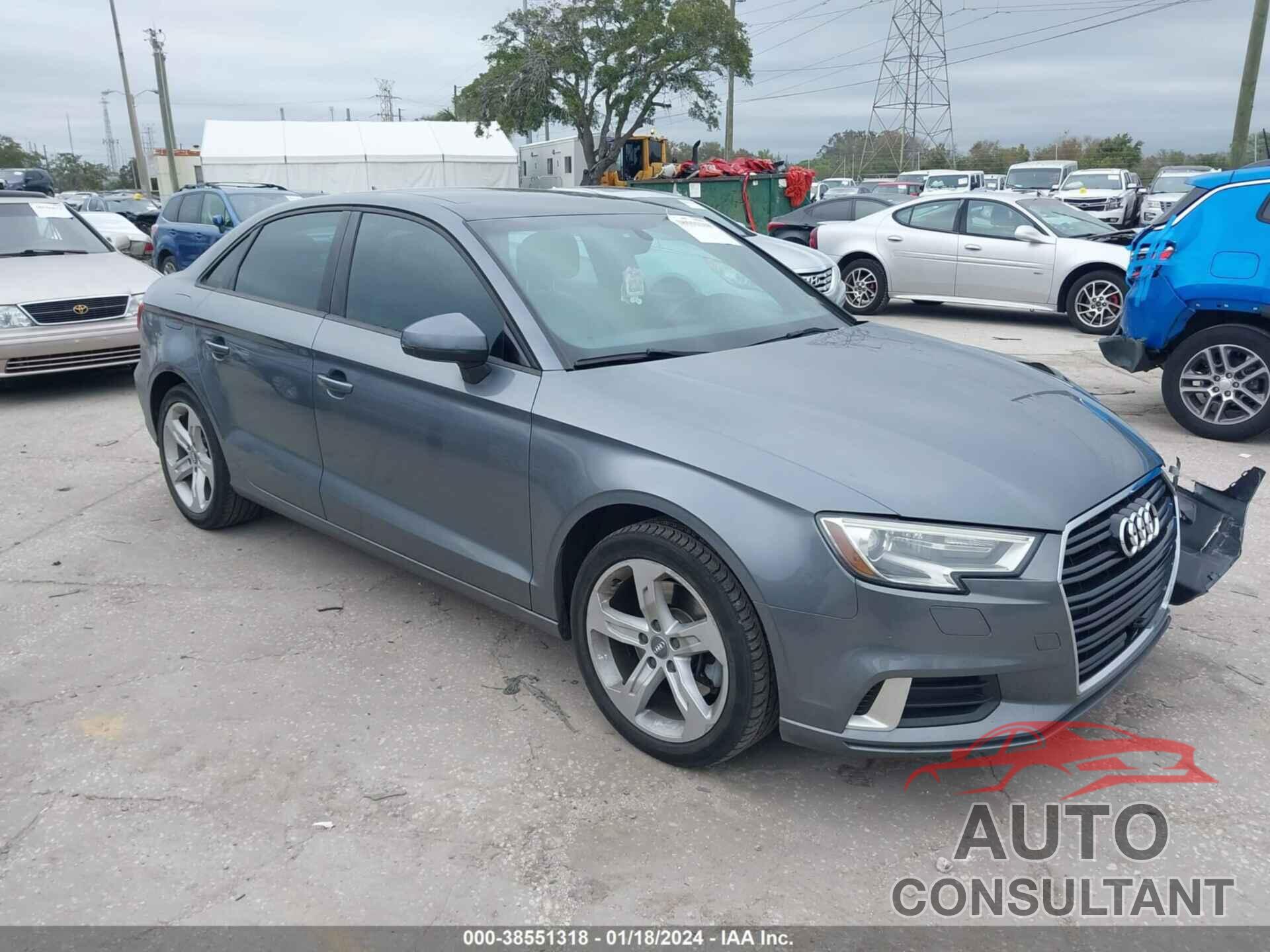 AUDI A3 2018 - WAUAUHFF6J1033600