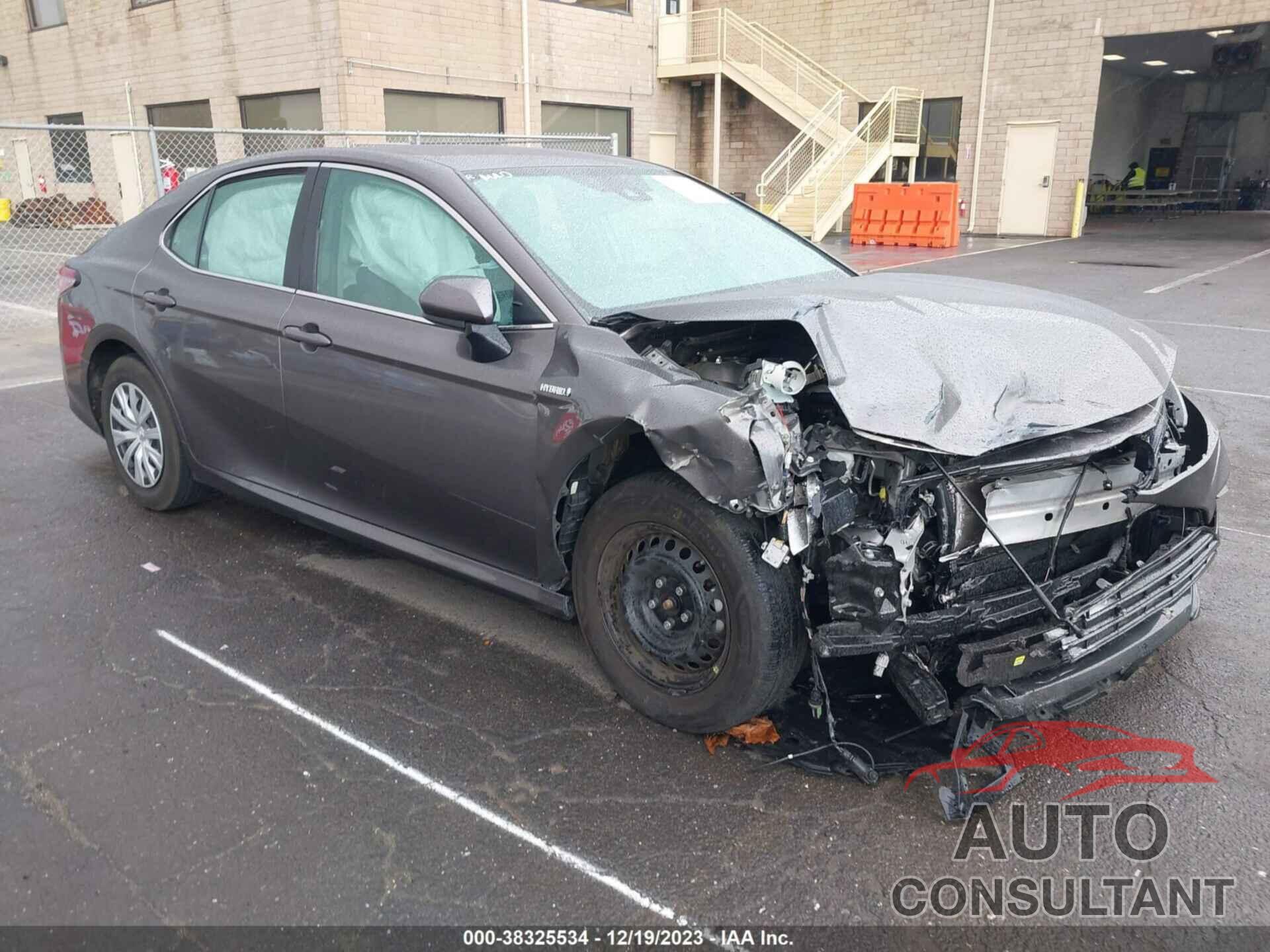 TOYOTA CAMRY 2022 - 4T1C31AK6NU573037
