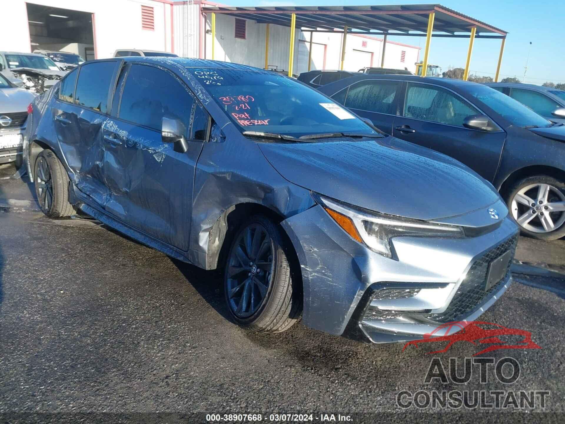 TOYOTA COROLLA 2024 - JTDBCMFE4R3031970