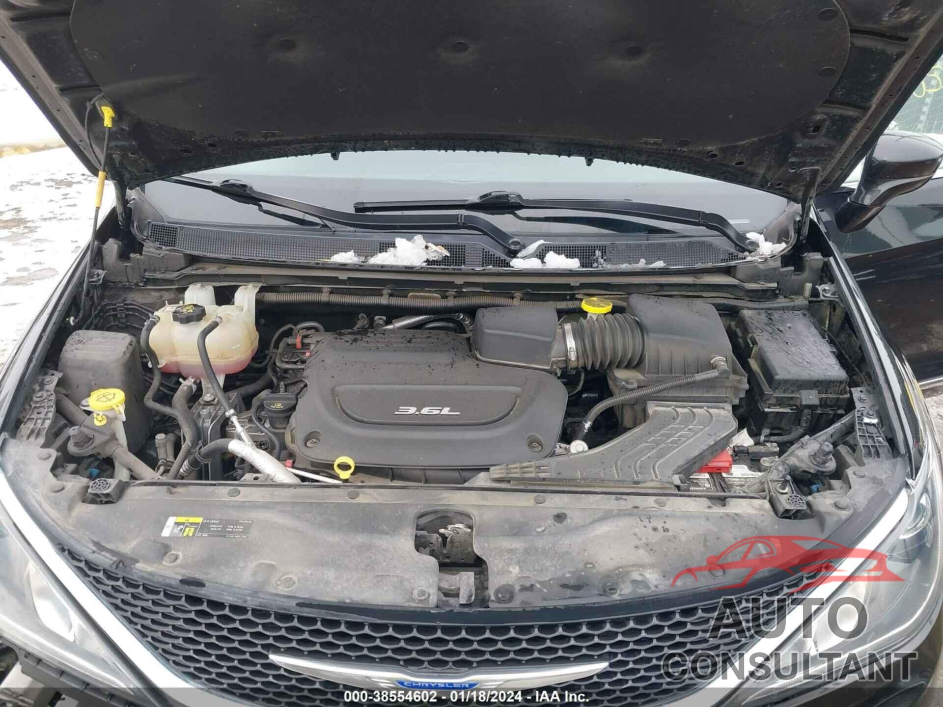 CHRYSLER PACIFICA 2019 - 2C4RC1BG1KR537418