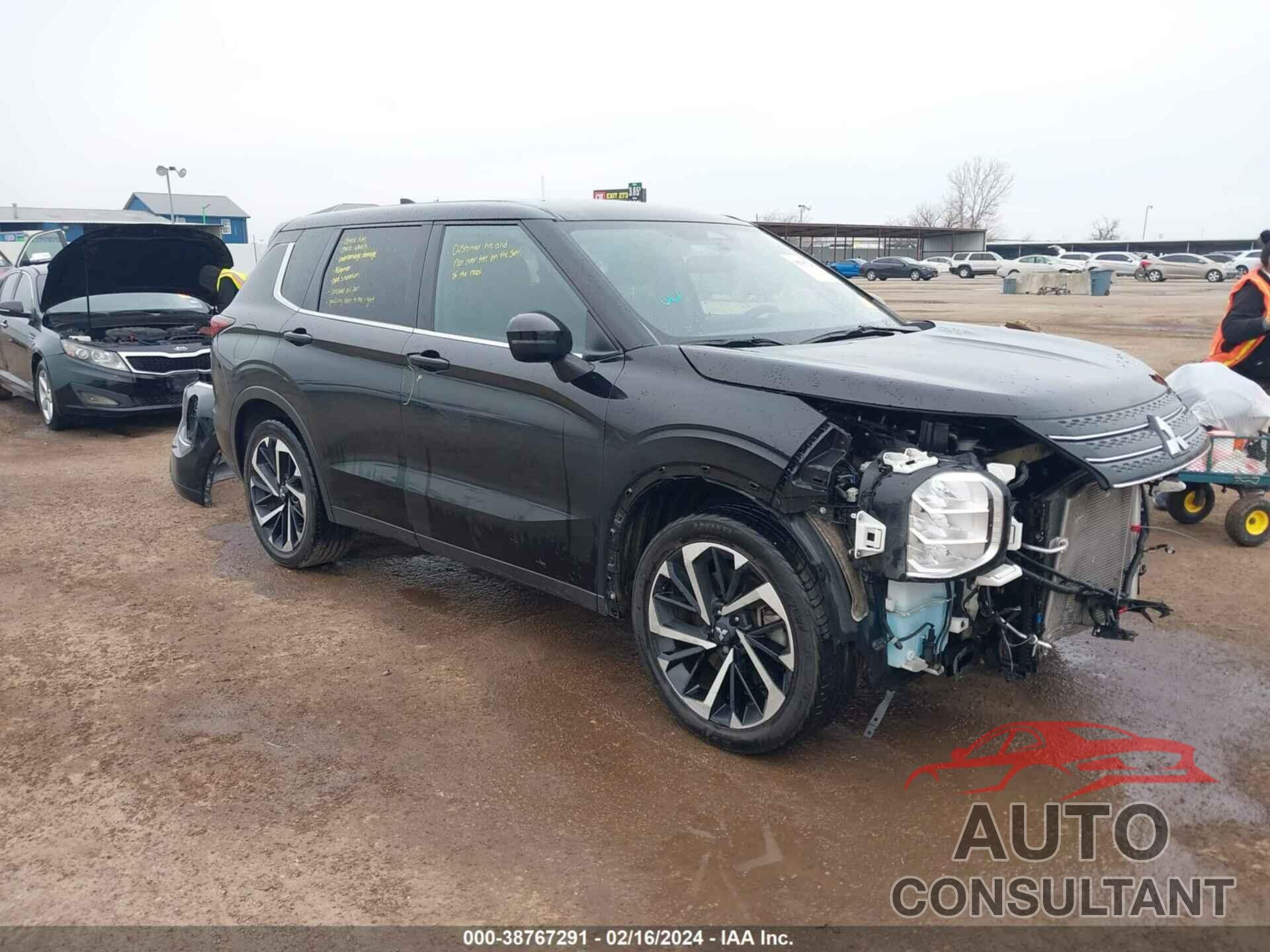 MITSUBISHI OUTLANDER 2022 - JA4J3TA81NZ032664