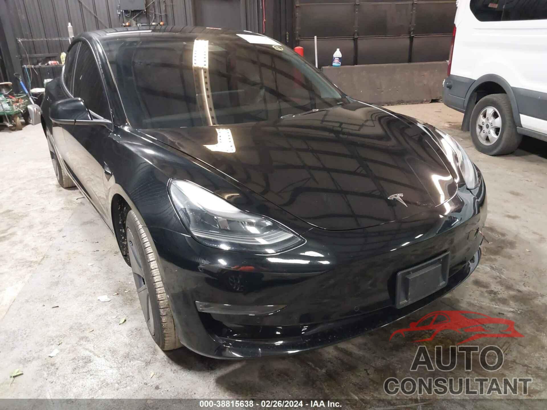 TESLA MODEL 3 2022 - 5YJ3E1EAXNF353697
