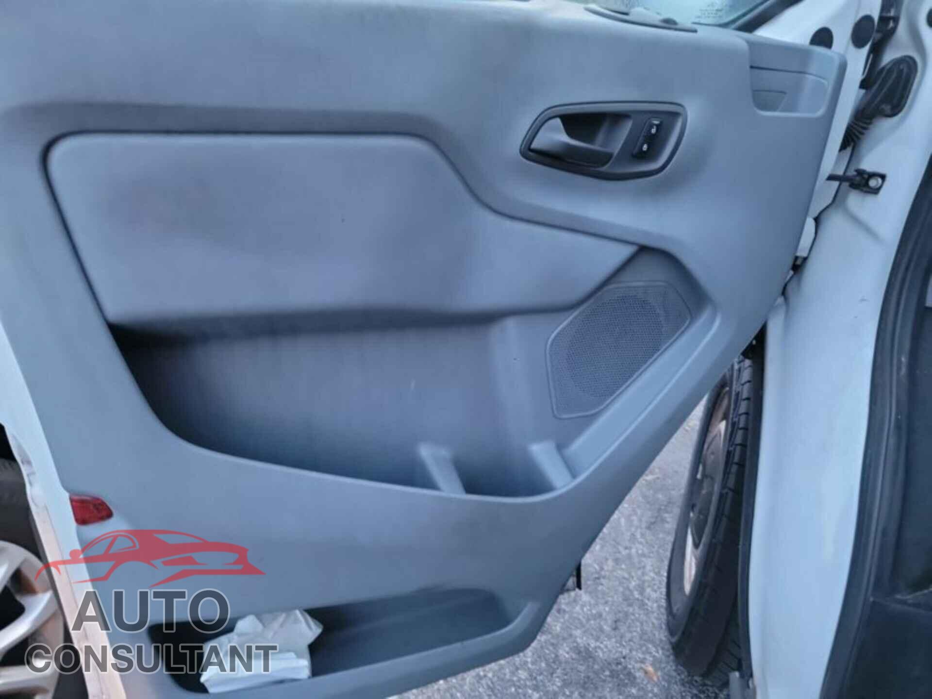 FORD TRANSIT 2017 - 1FTYR2YM0HKB51917