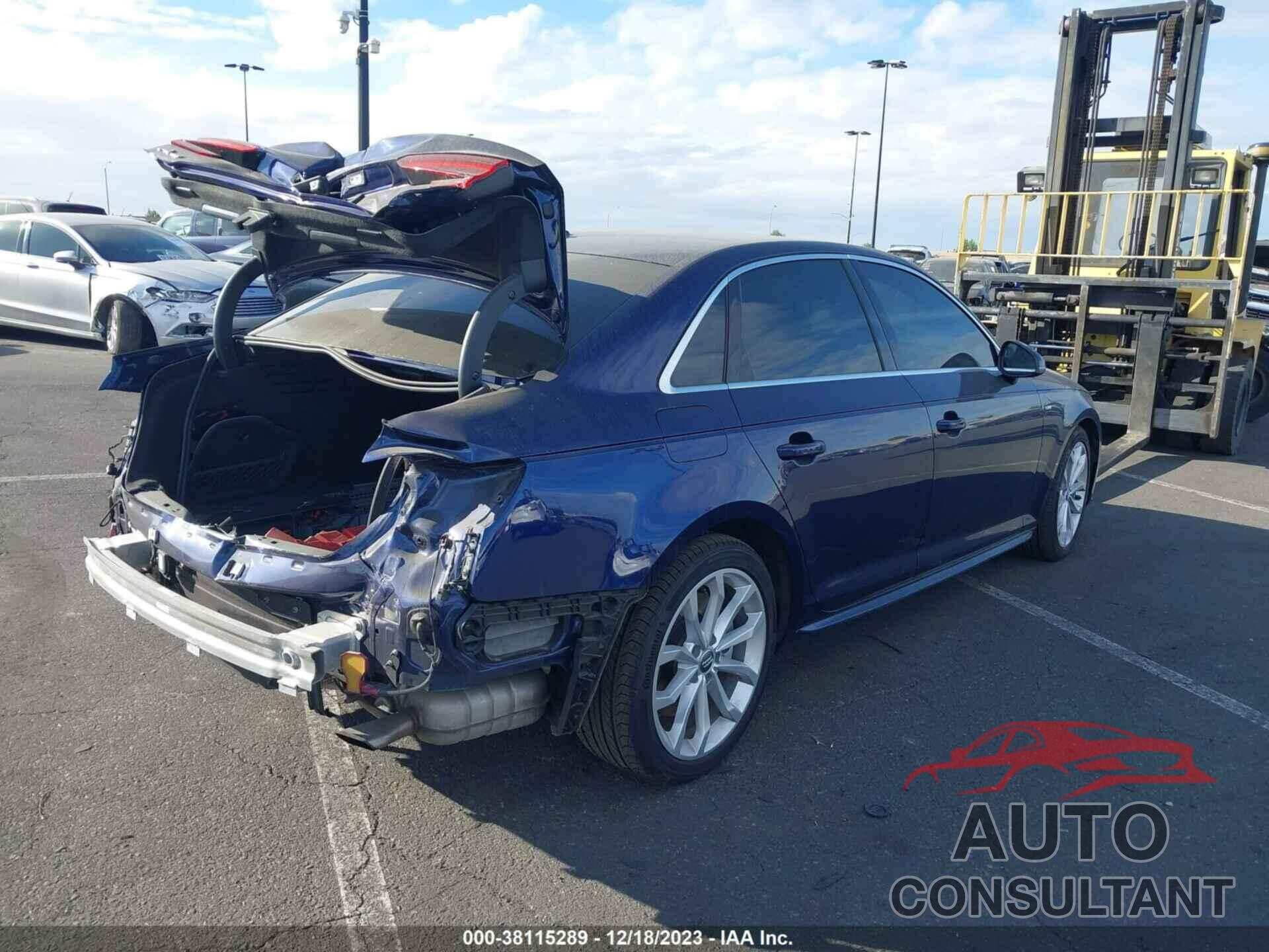 AUDI A4 2019 - WAUENAF43KN017126