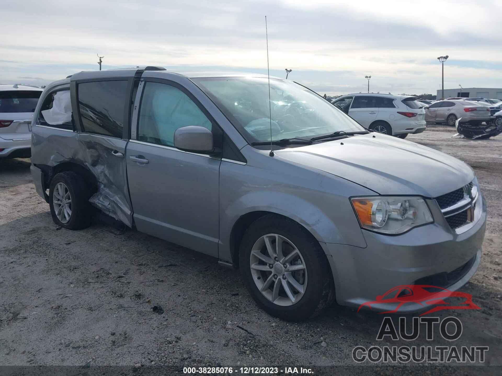 DODGE GRAND CARAVAN 2018 - 2C4RDGCG9JR240104