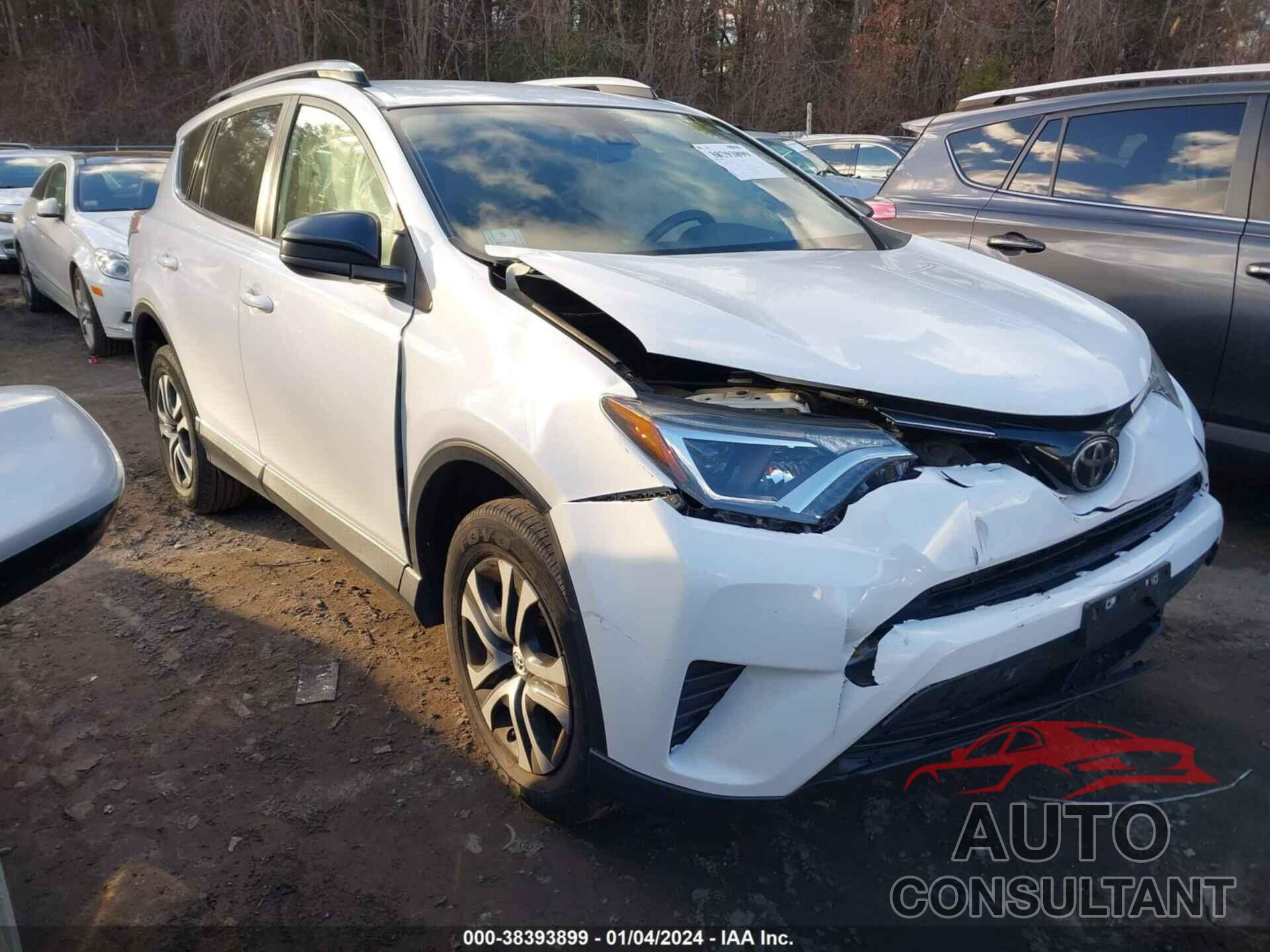 TOYOTA RAV4 2017 - JTMBFREV4HJ115769