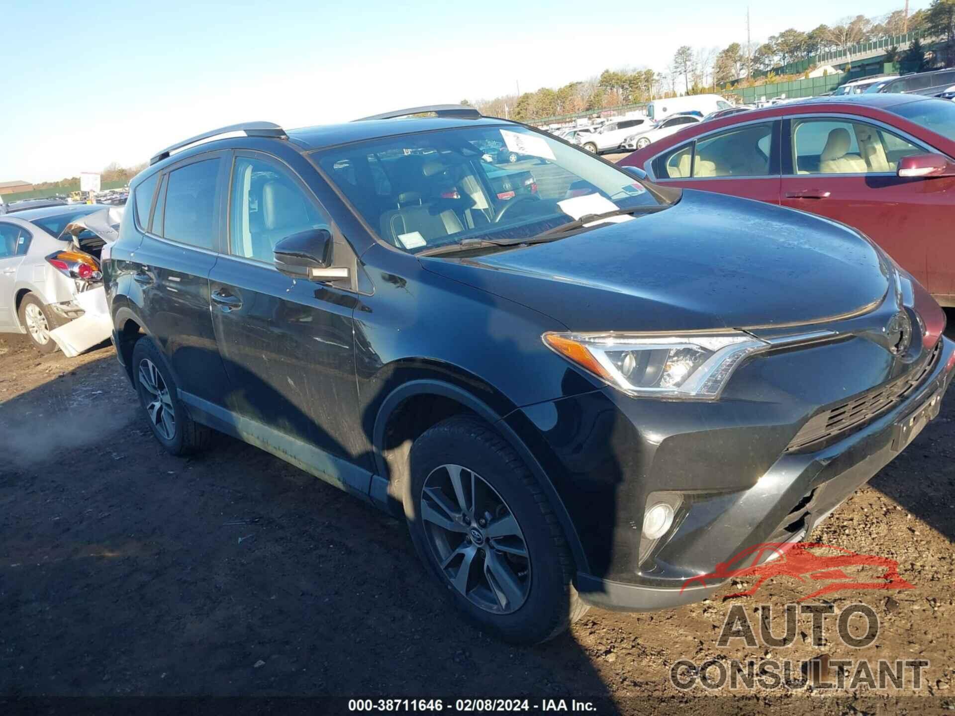 TOYOTA RAV4 2018 - 2T3RFREV7JW735098