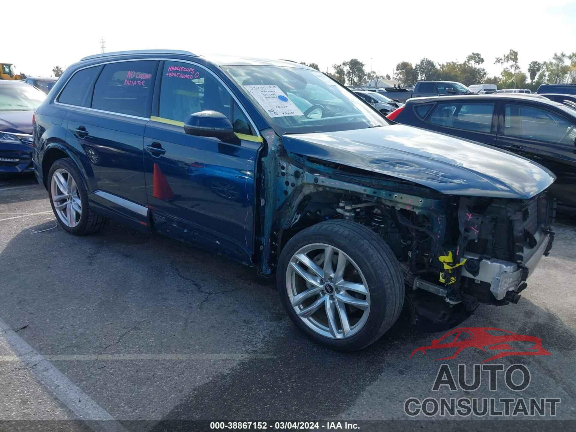 AUDI Q7 2018 - WA1VAAF77JD042117