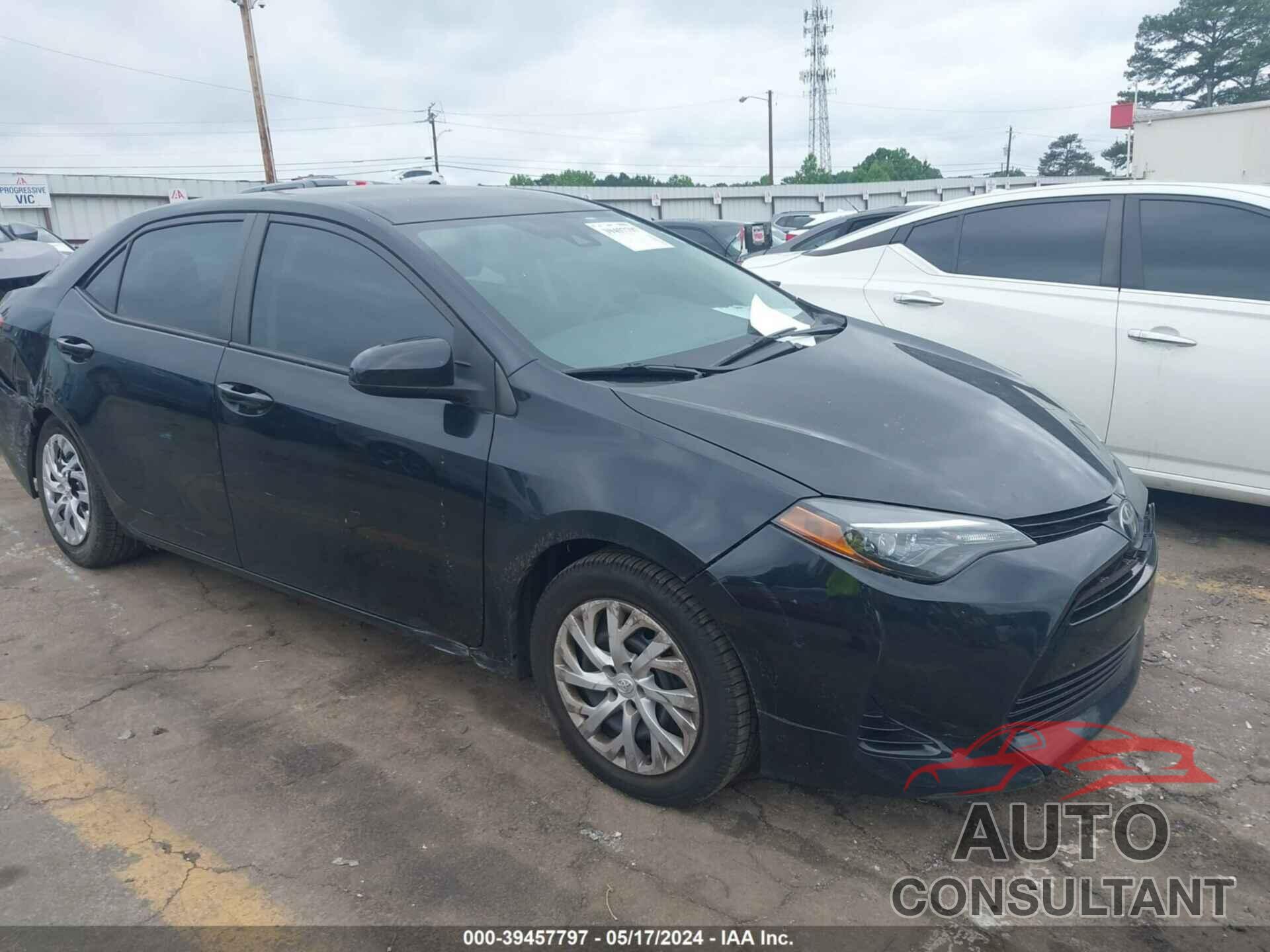 TOYOTA COROLLA 2018 - 5YFBURHE9JP827939