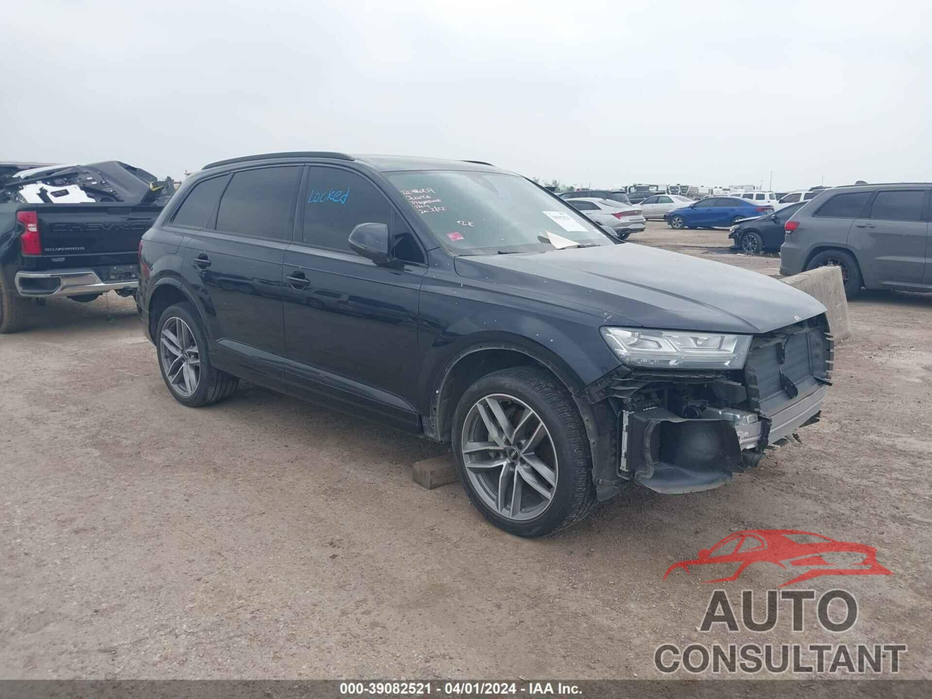 AUDI Q7 2018 - WA1VAAF73JD006781