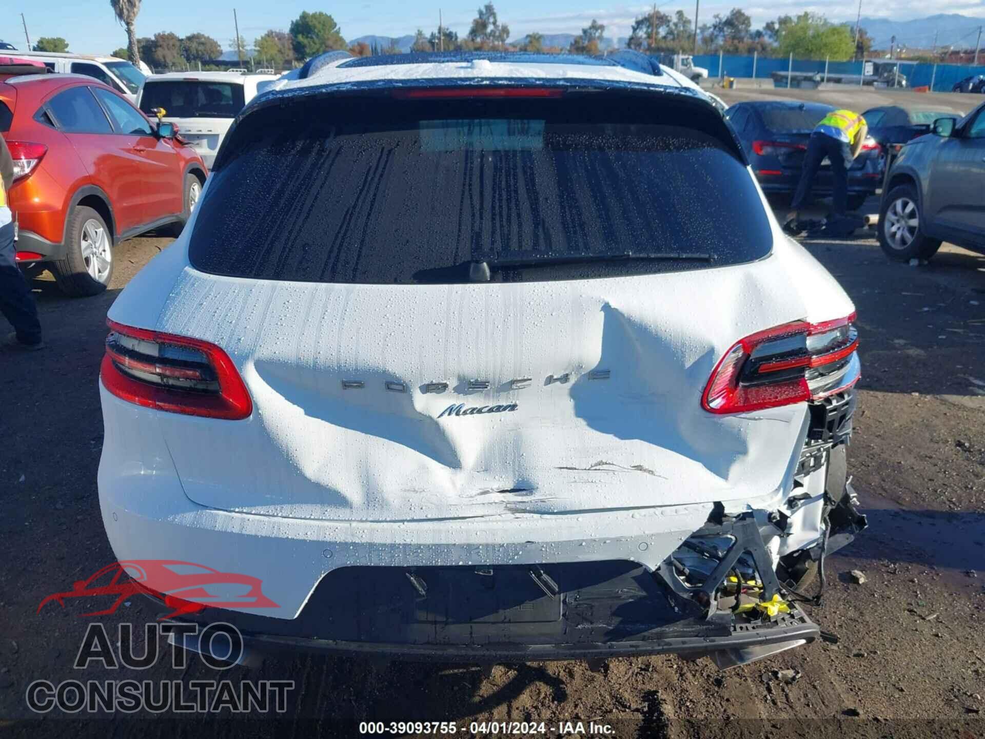 PORSCHE MACAN 2018 - WP1AA2A54JLB04898