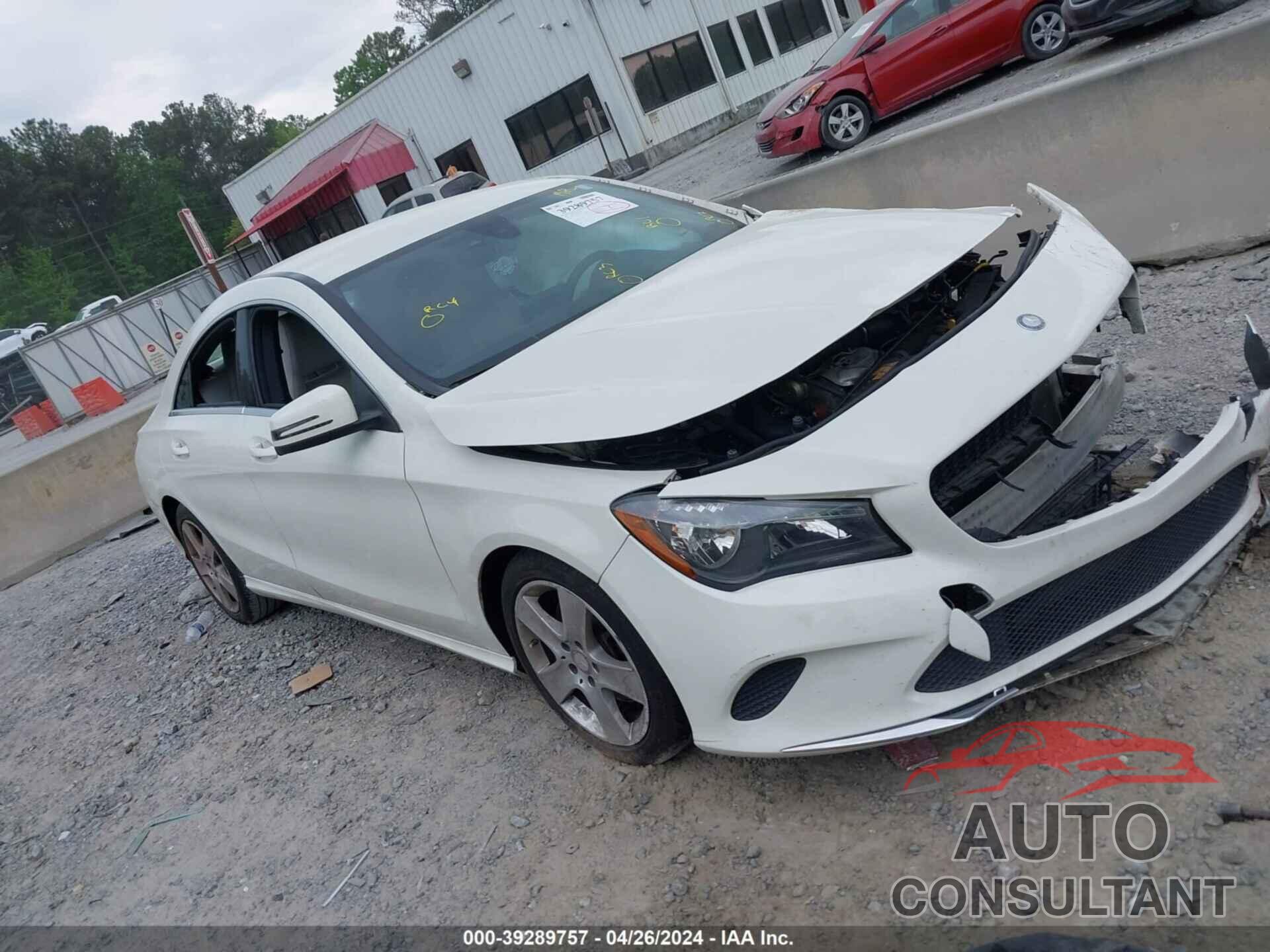 MERCEDES-BENZ CLA 2018 - WDDSJ4EB6JN515649