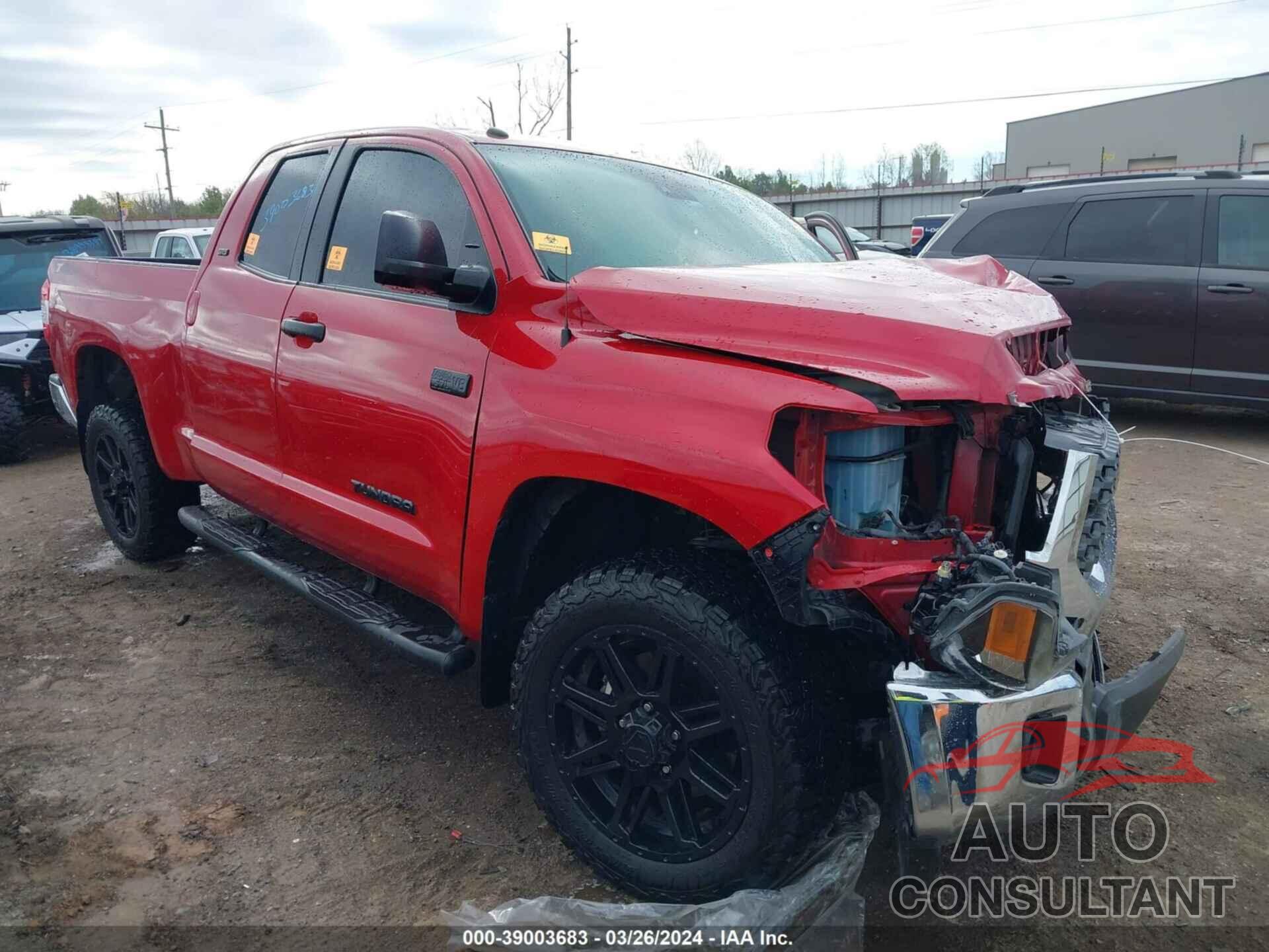 TOYOTA TUNDRA 2019 - 5TFUW5F11KX778783