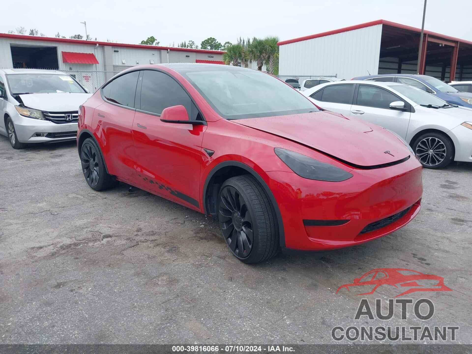 TESLA MODEL Y 2022 - 7SAYGDEF9NF460451