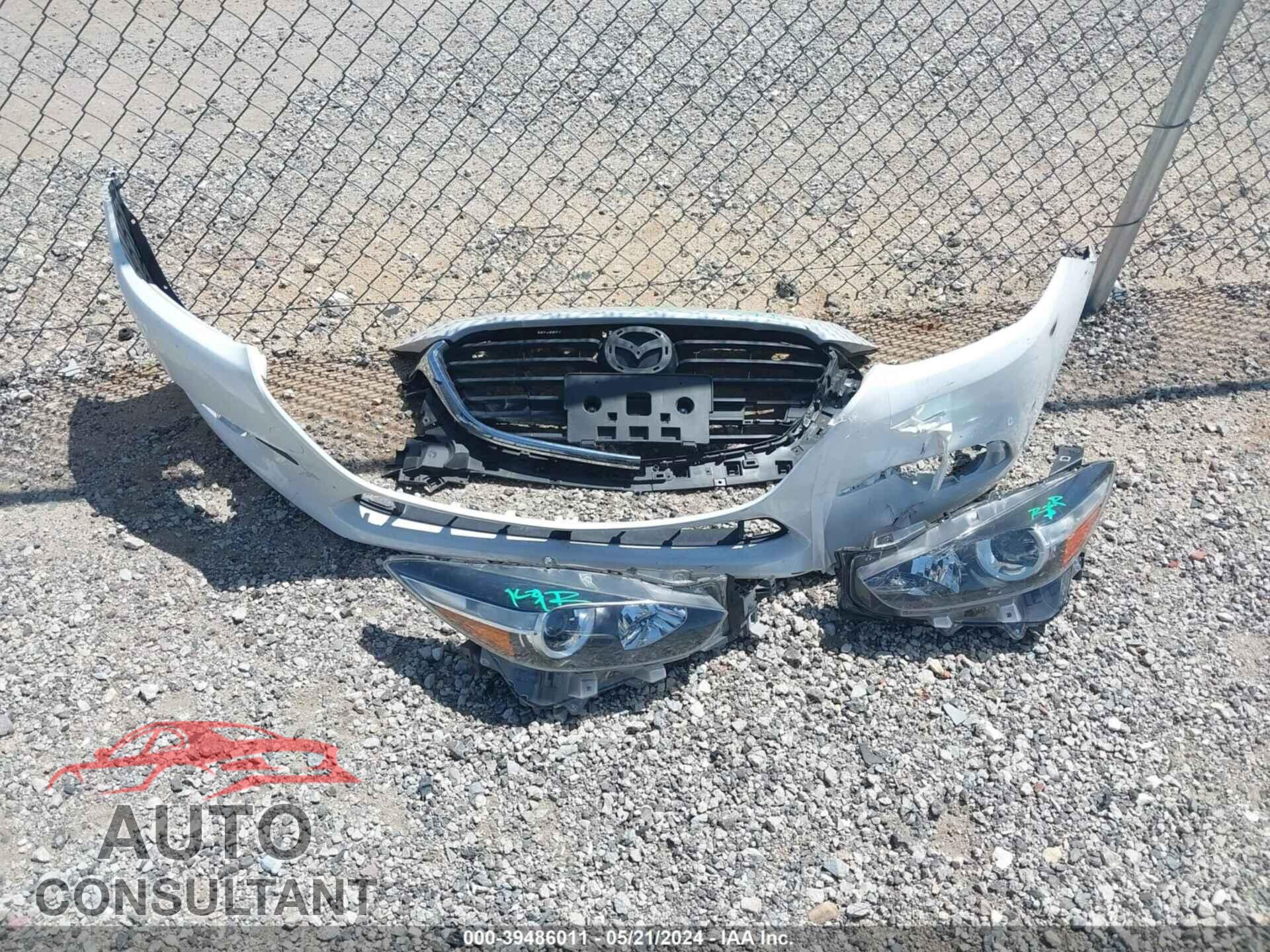 MAZDA MAZDA3 2017 - 3MZBN1U77HM152385