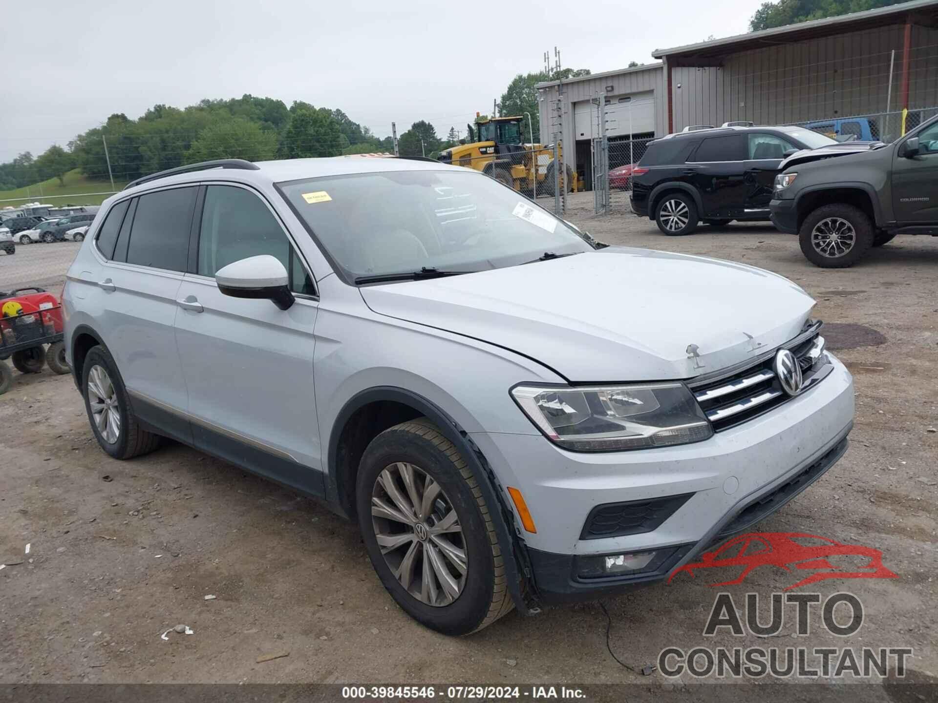 VOLKSWAGEN TIGUAN 2018 - 3VV2B7AX1JM001357