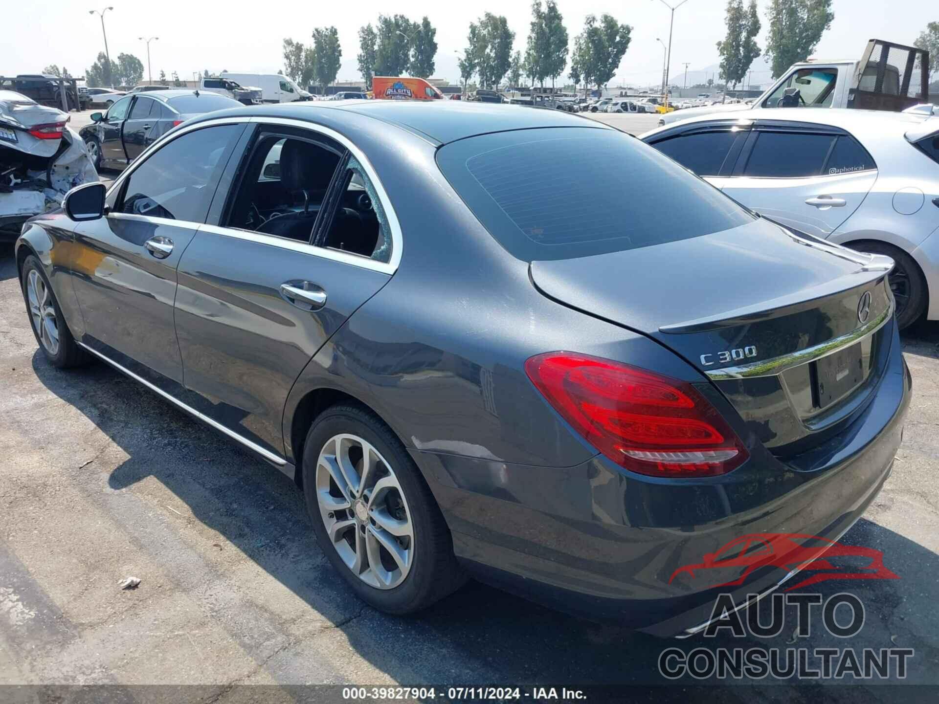 MERCEDES-BENZ C 300 2016 - 55SWF4JB8GU130537