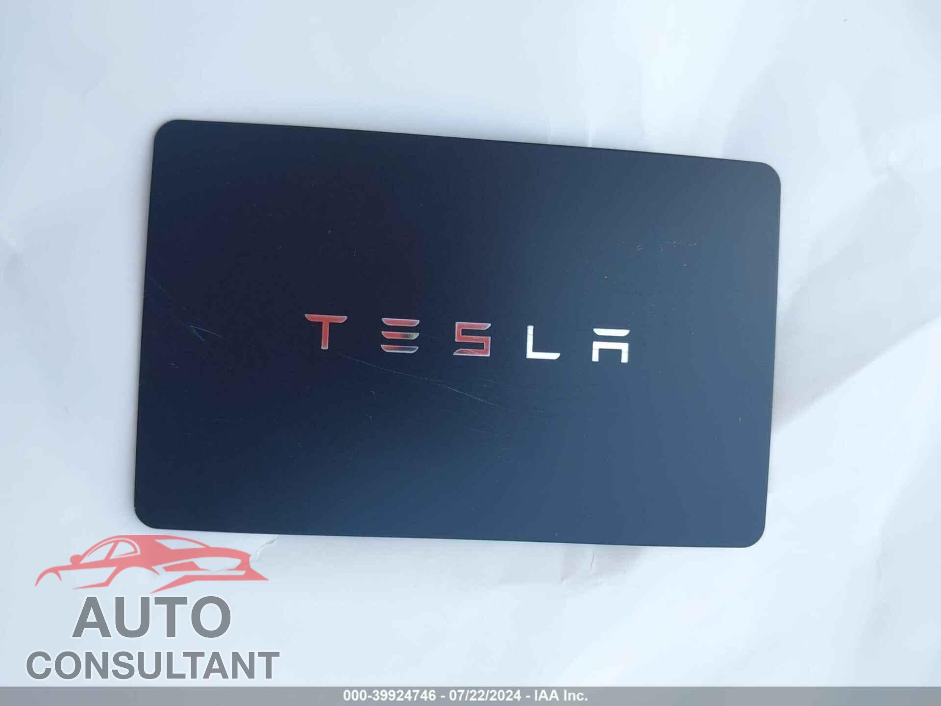 TESLA MODEL 3 2023 - 5YJ3E1EAXPF707219