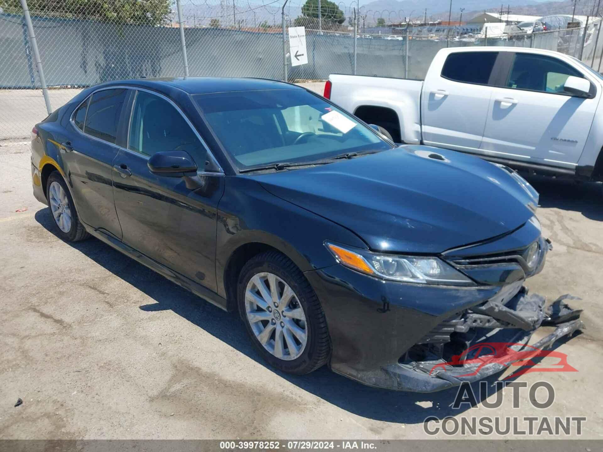 TOYOTA CAMRY 2019 - 4T1B11HK7KU719495