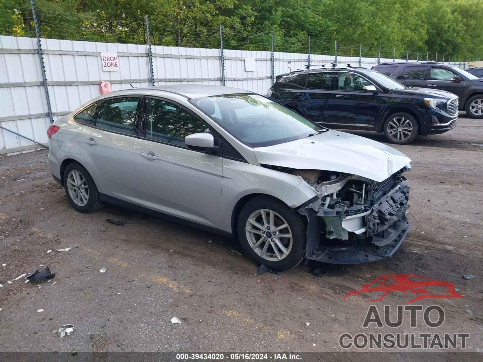 FORD FOCUS 2018 - 1FADP3FE1JL245915