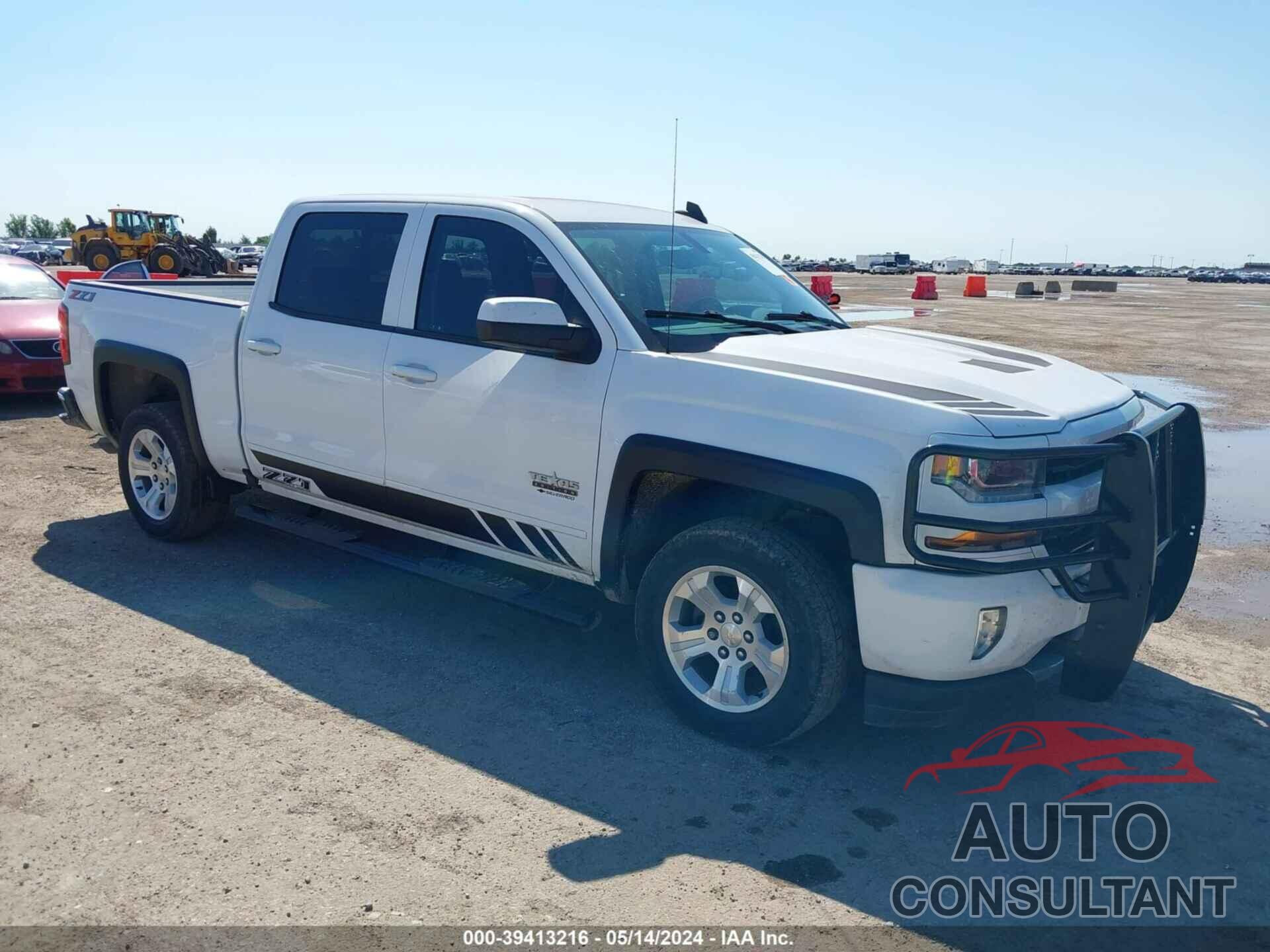 CHEVROLET SILVERADO 1500 2018 - 3GCUKREC3JG616341