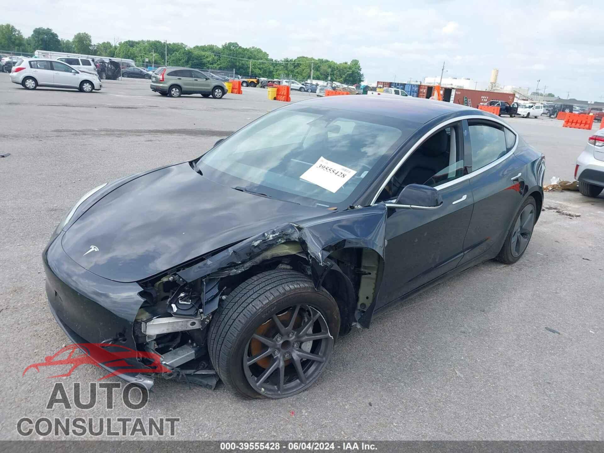 TESLA MODEL 3 2018 - 5YJ3E1EA0JF005854