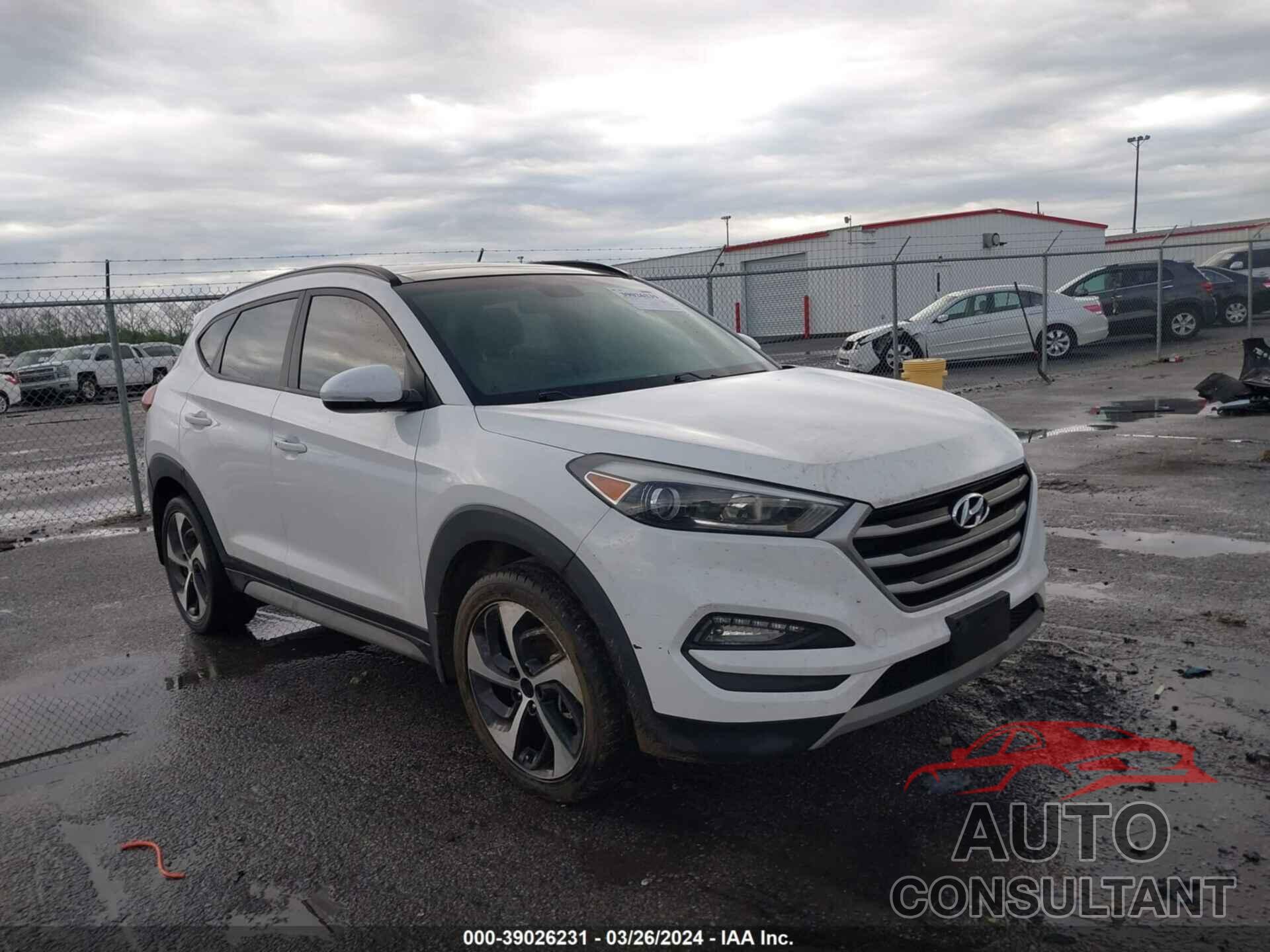 HYUNDAI TUCSON 2018 - KM8J33A28JU818174