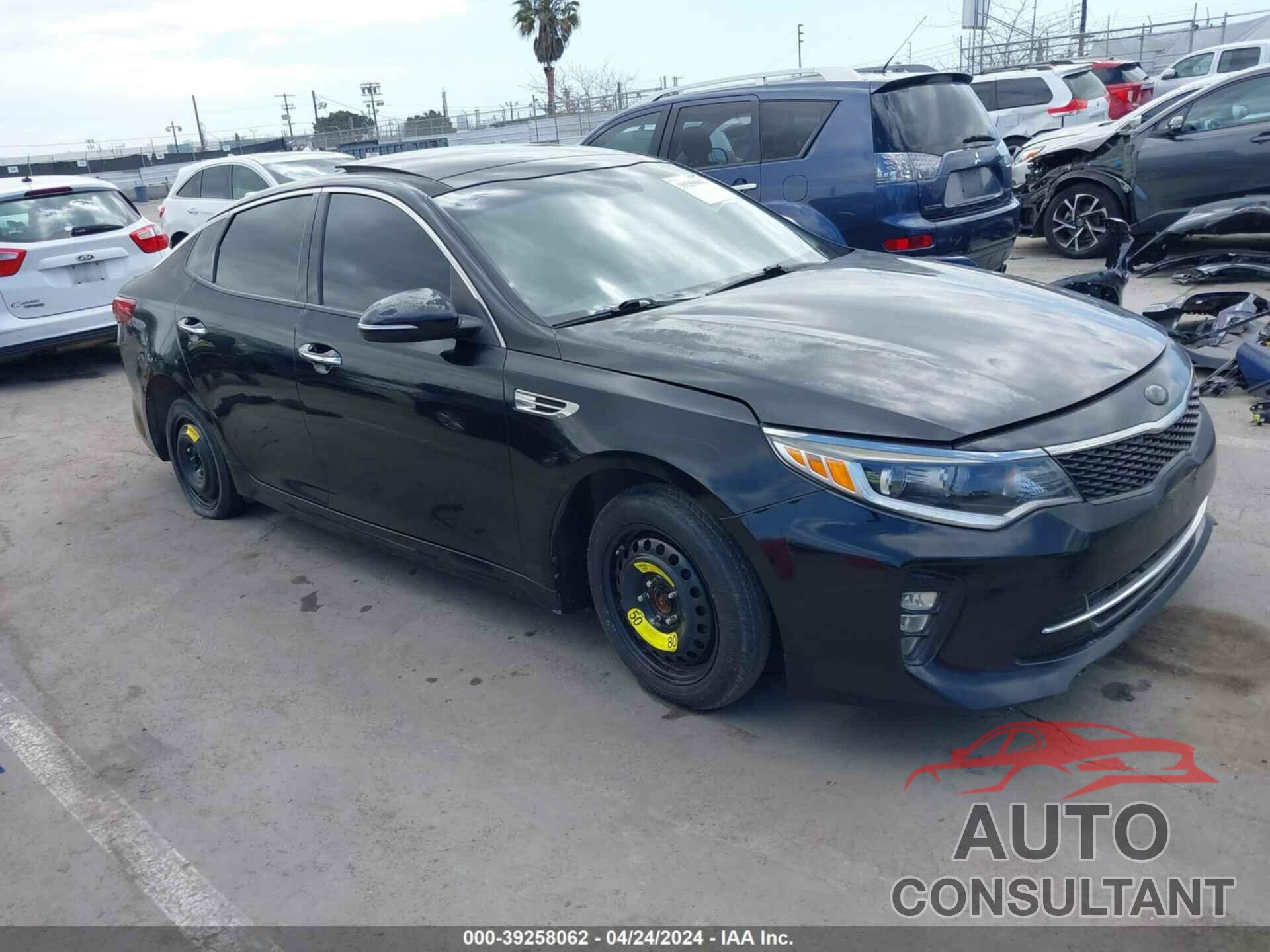 KIA OPTIMA 2018 - 5XXGT4L39JG245804