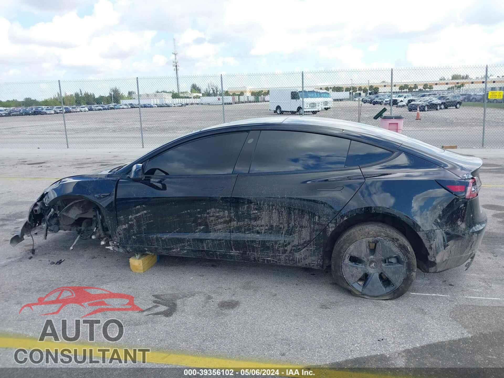 TESLA MODEL 3 2021 - 5YJ3E1EA6MF085696
