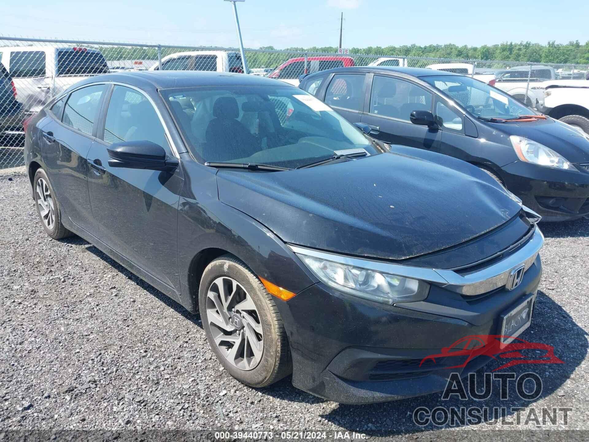 HONDA CIVIC 2018 - 2HGFC2F76JH514564