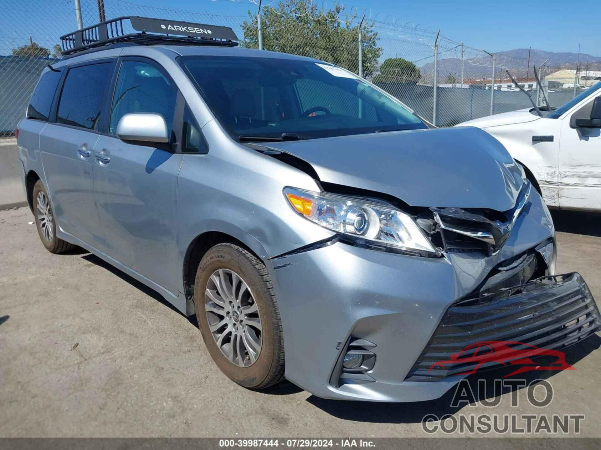 TOYOTA SIENNA 2020 - 5TDYZ3DC2LS060071