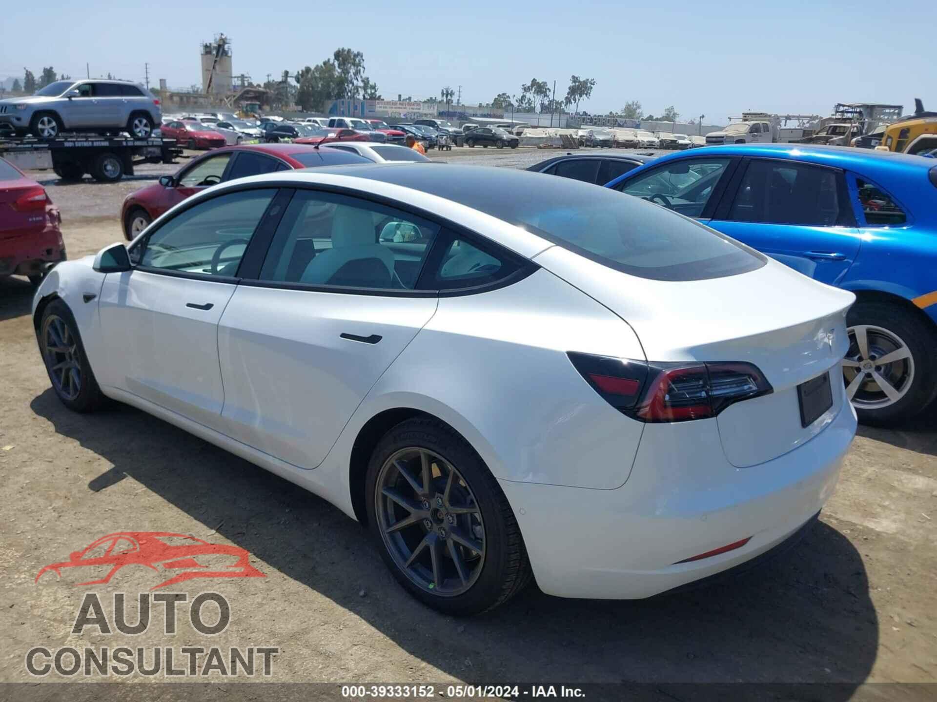 TESLA MODEL 3 2022 - 5YJ3E1EA2NF353564