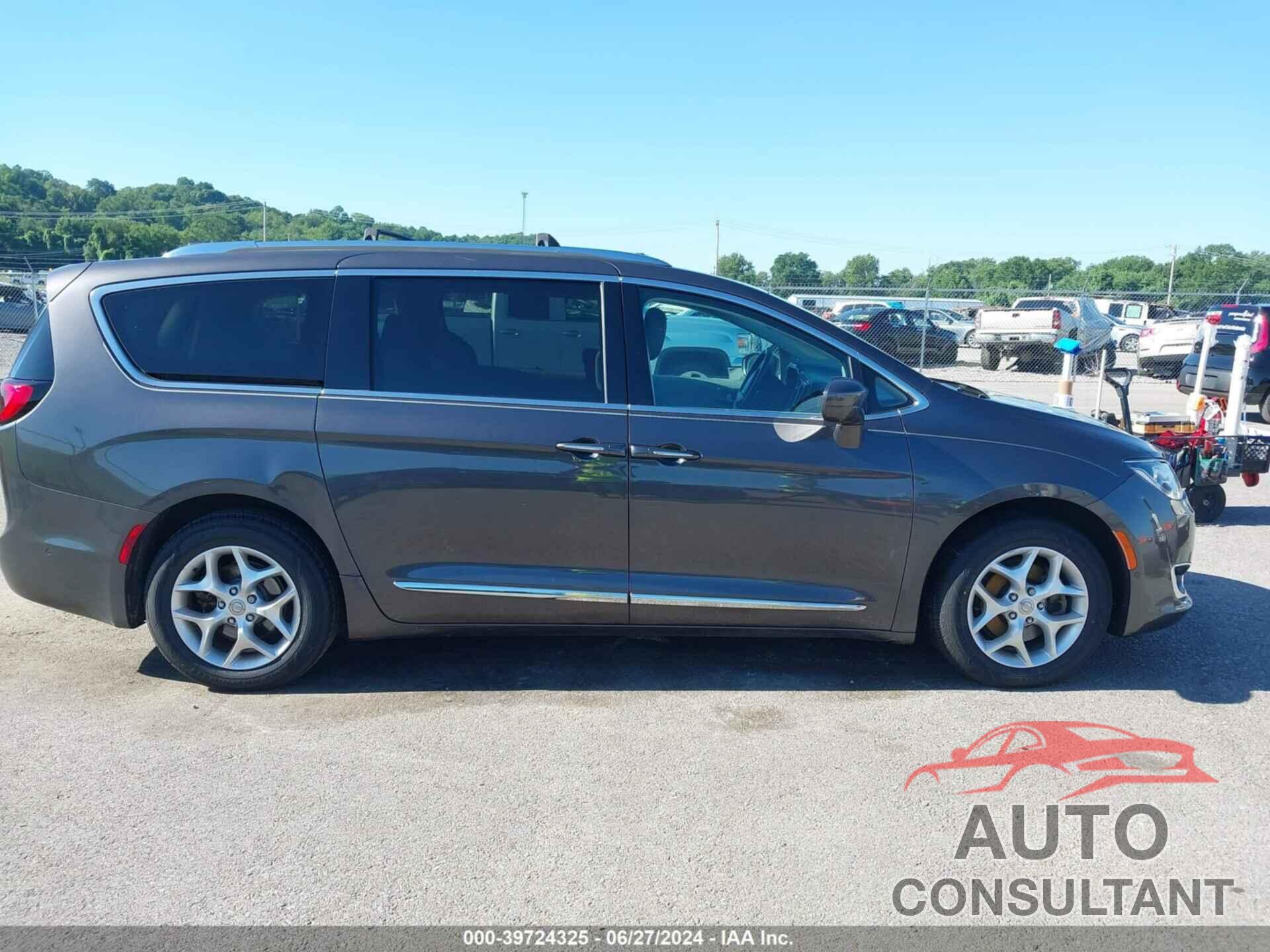 CHRYSLER PACIFICA 2017 - 2C4RC1EG9HR722370