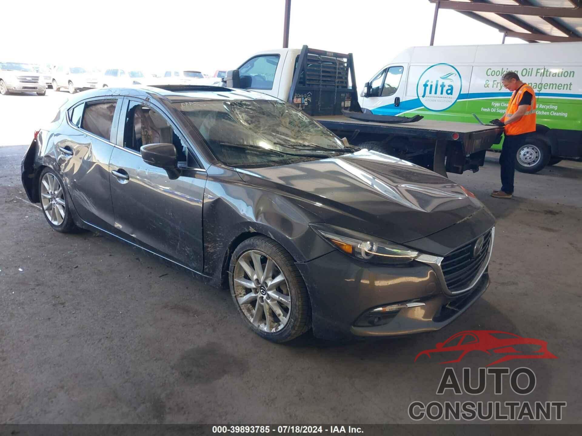 MAZDA MAZDA3 2017 - JM1BN1M3XH1134833