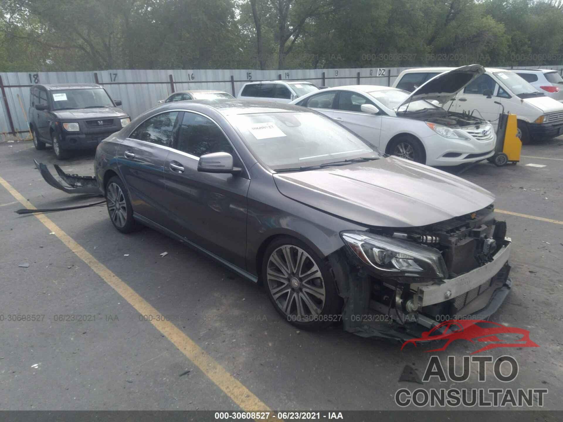 MERCEDES-BENZ CLA 2017 - WDDSJ4GB9HN460198