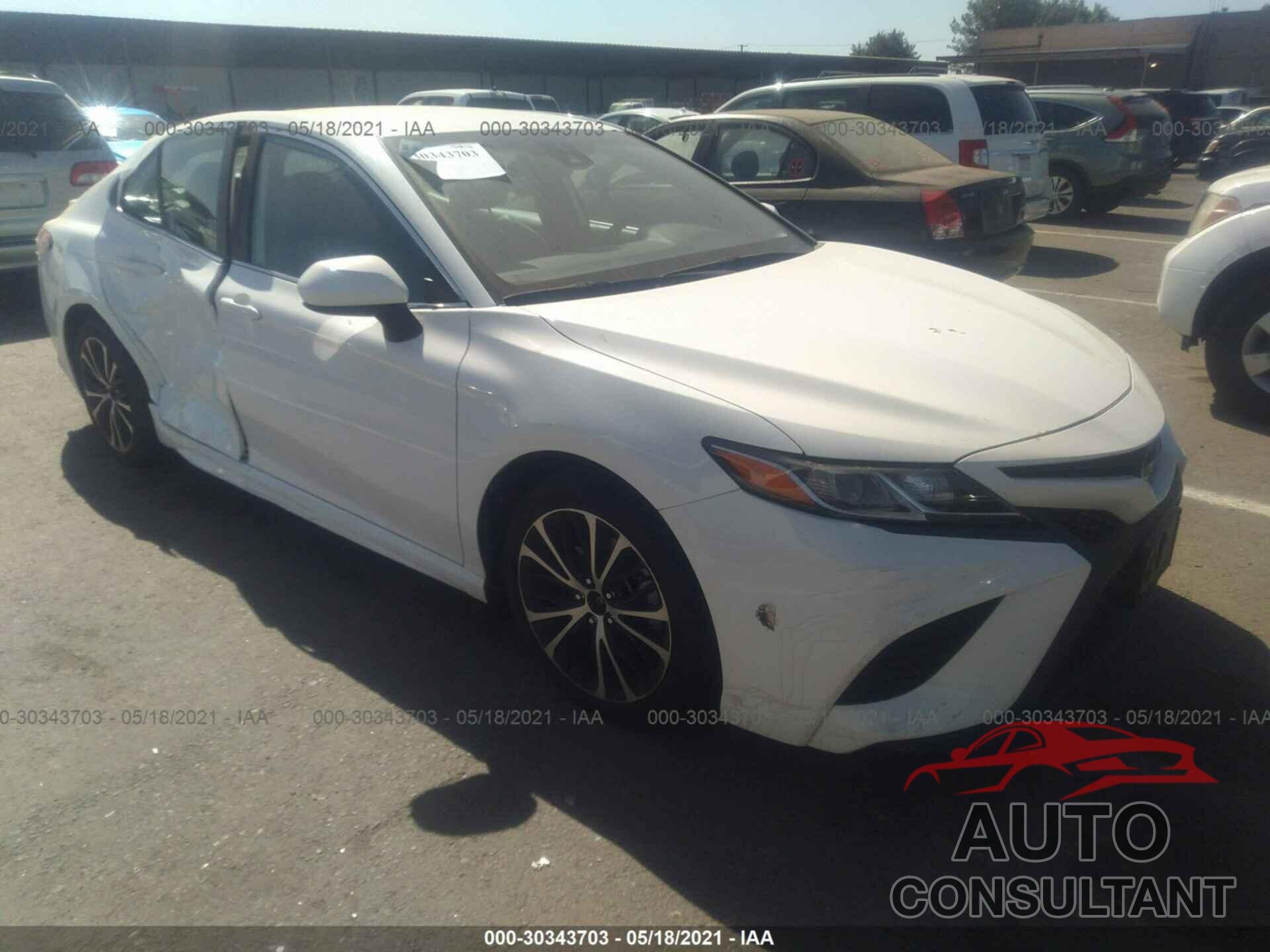 TOYOTA CAMRY 2020 - 4T1G11AK1LU334354