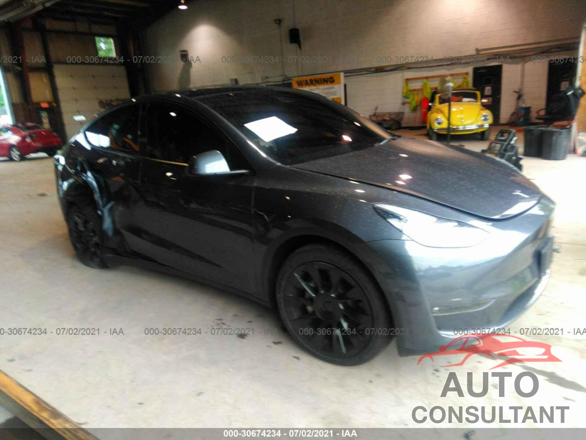 TESLA MODEL Y 2021 - 5YJYGAEE9MF148700