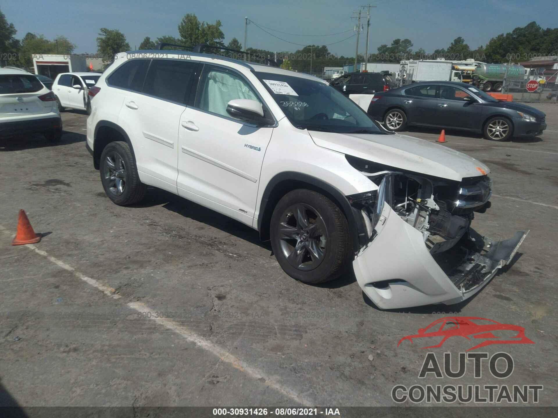 TOYOTA HIGHLANDER 2017 - 5TDDGRFH0HS028873