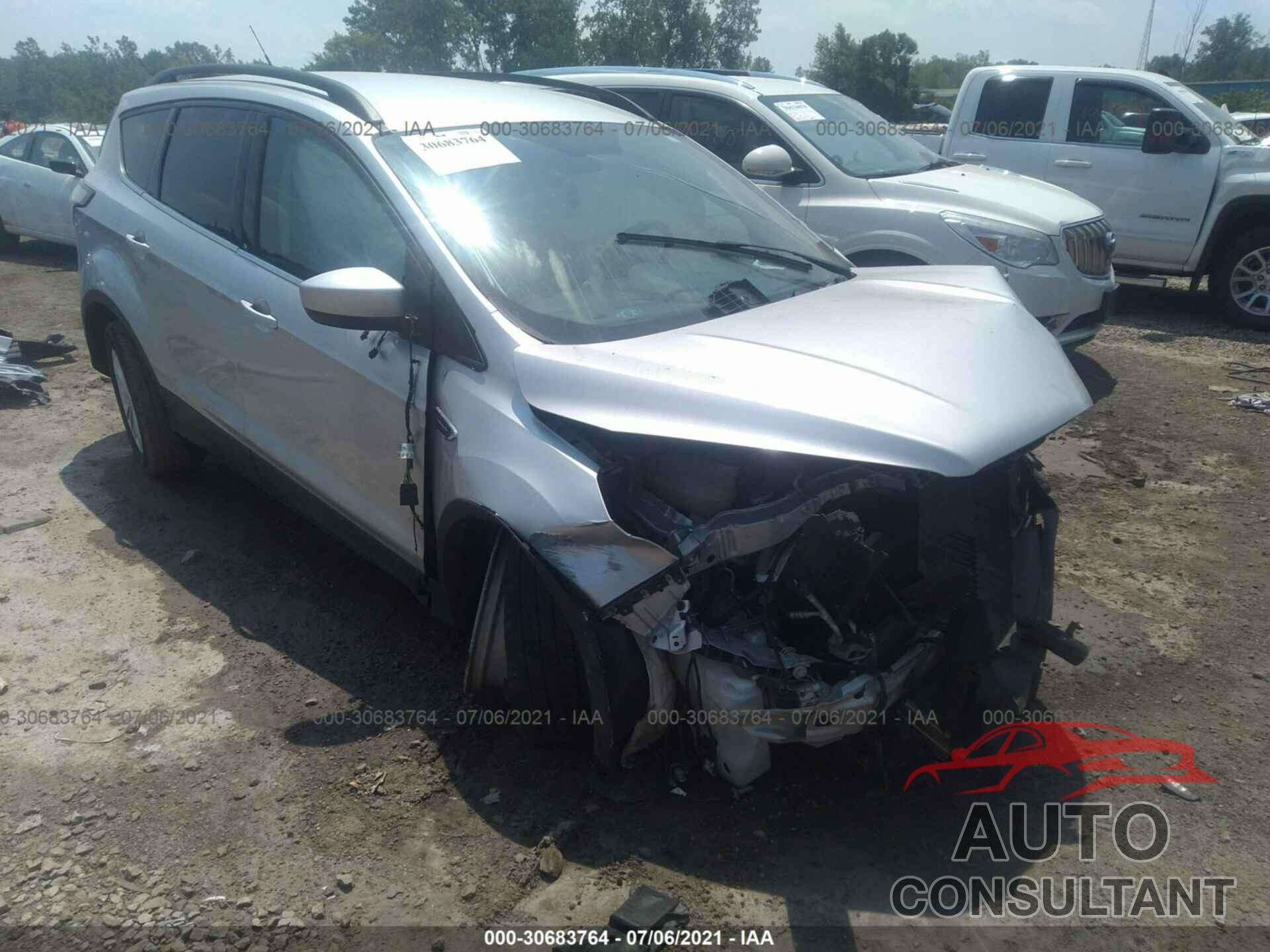 FORD ESCAPE 2018 - 1FMCU0GDXJUB38807