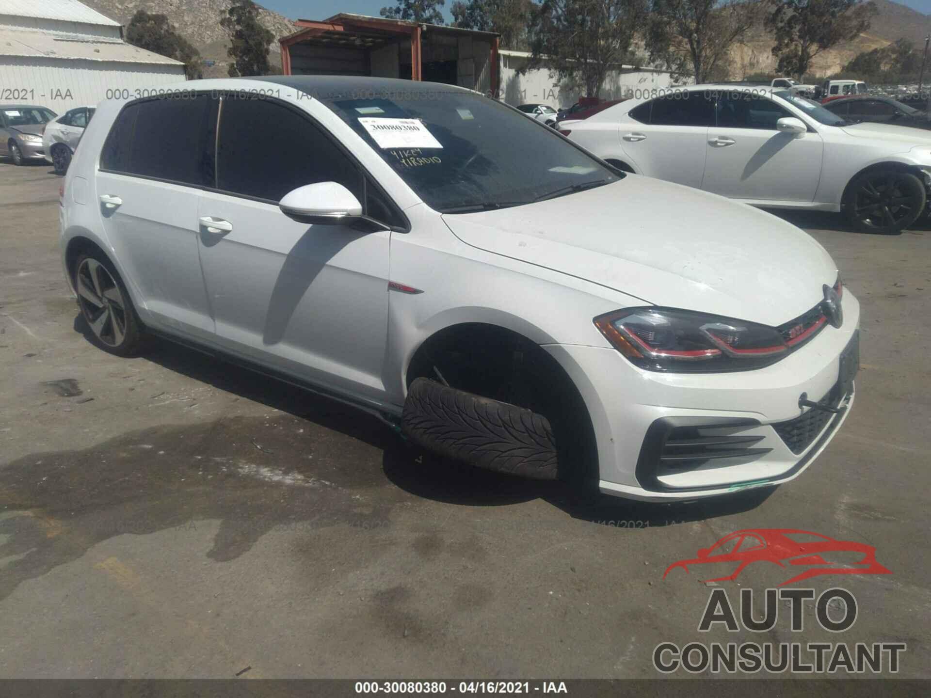 VOLKSWAGEN GOLF GTI 2019 - 3VW6T7AU7KM013109