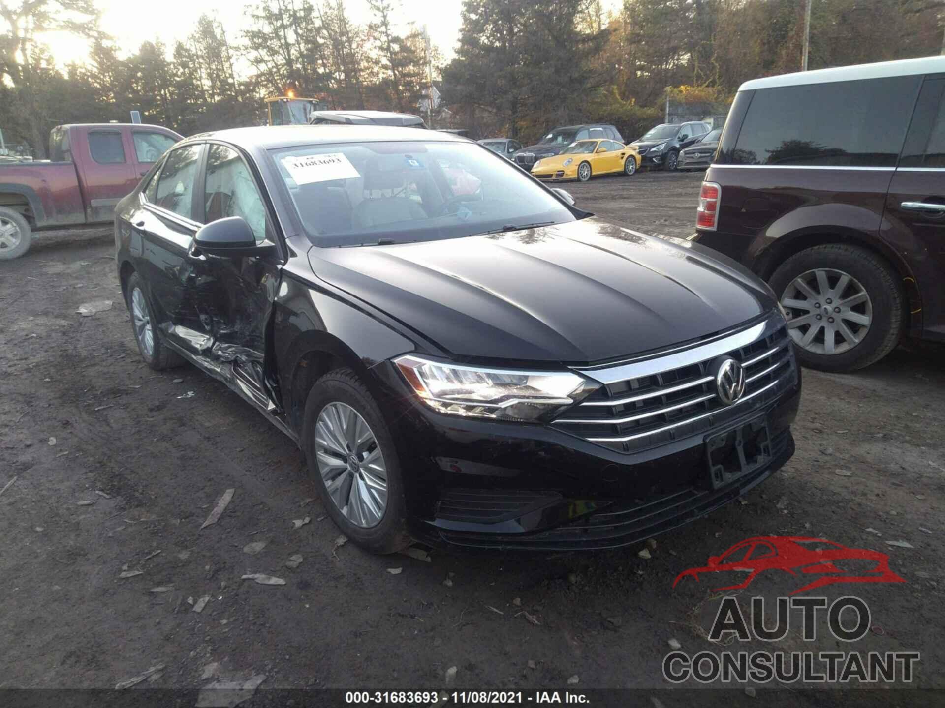 VOLKSWAGEN JETTA 2019 - 3VWC57BU8KM046244