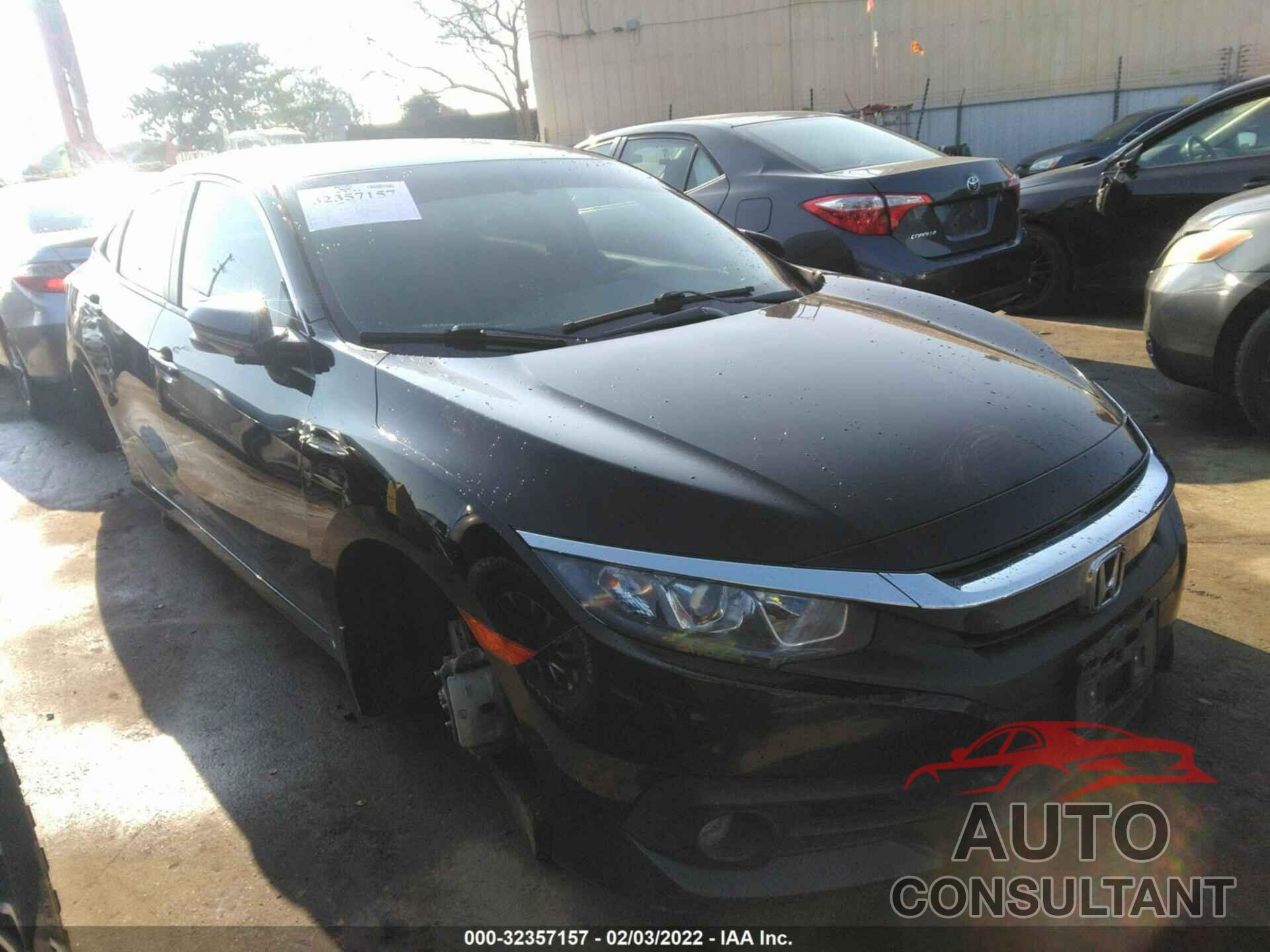 HONDA CIVIC SEDAN 2017 - 19XFC1F36HE203051