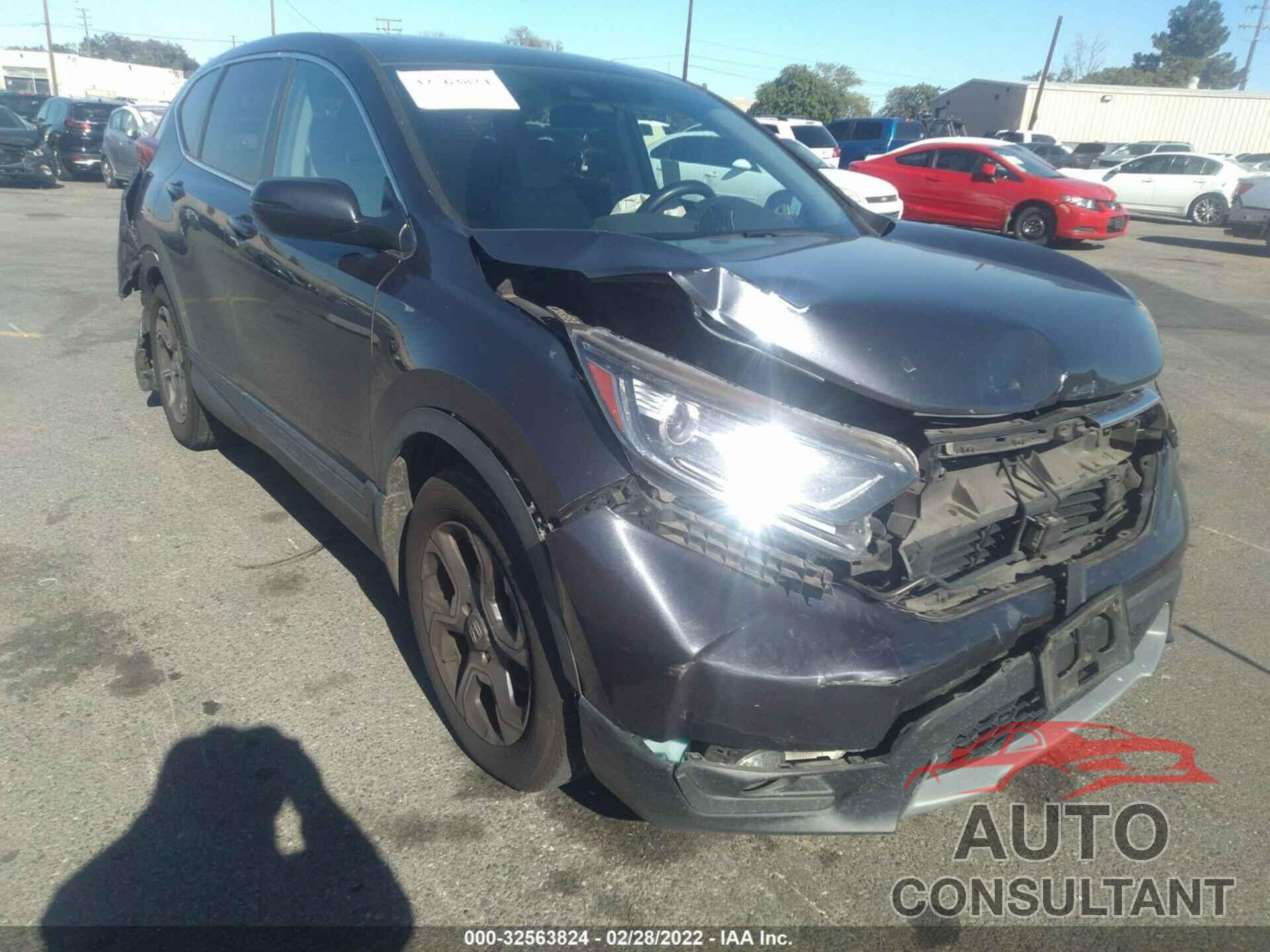HONDA CR-V 2018 - 7FARW1H55JE015287