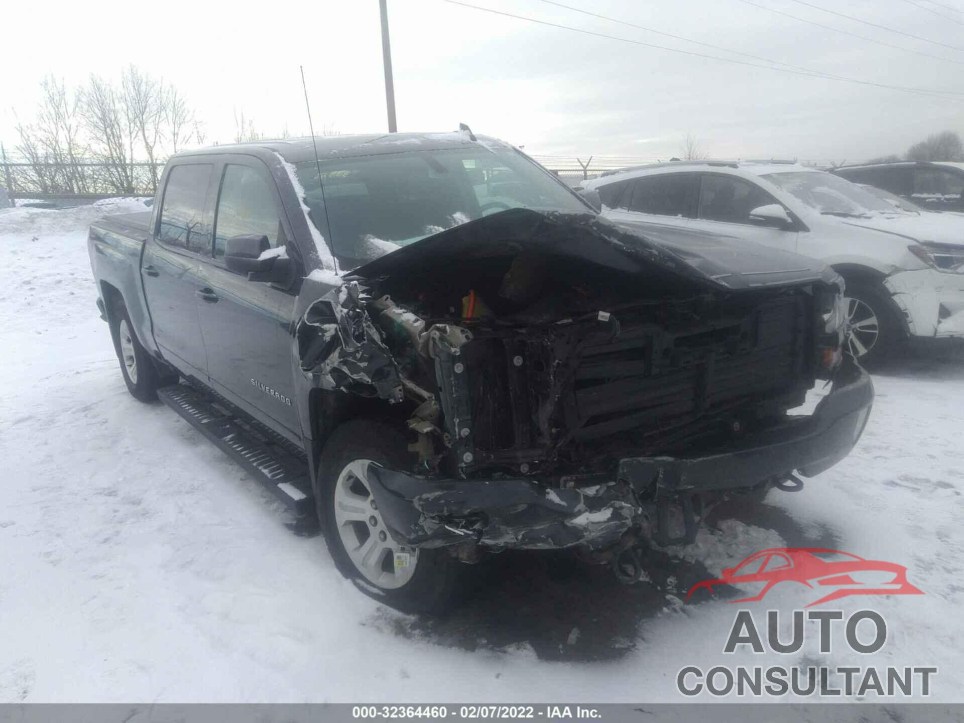 CHEVROLET SILVERADO 1500 2018 - 3GCUKREC5JG573170