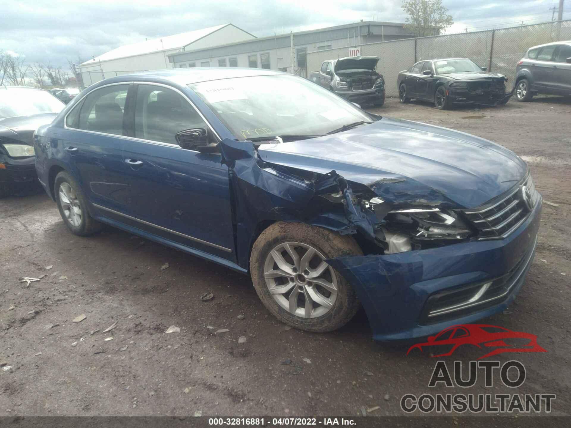 VOLKSWAGEN PASSAT 2016 - 1VWAT7A30GC047824