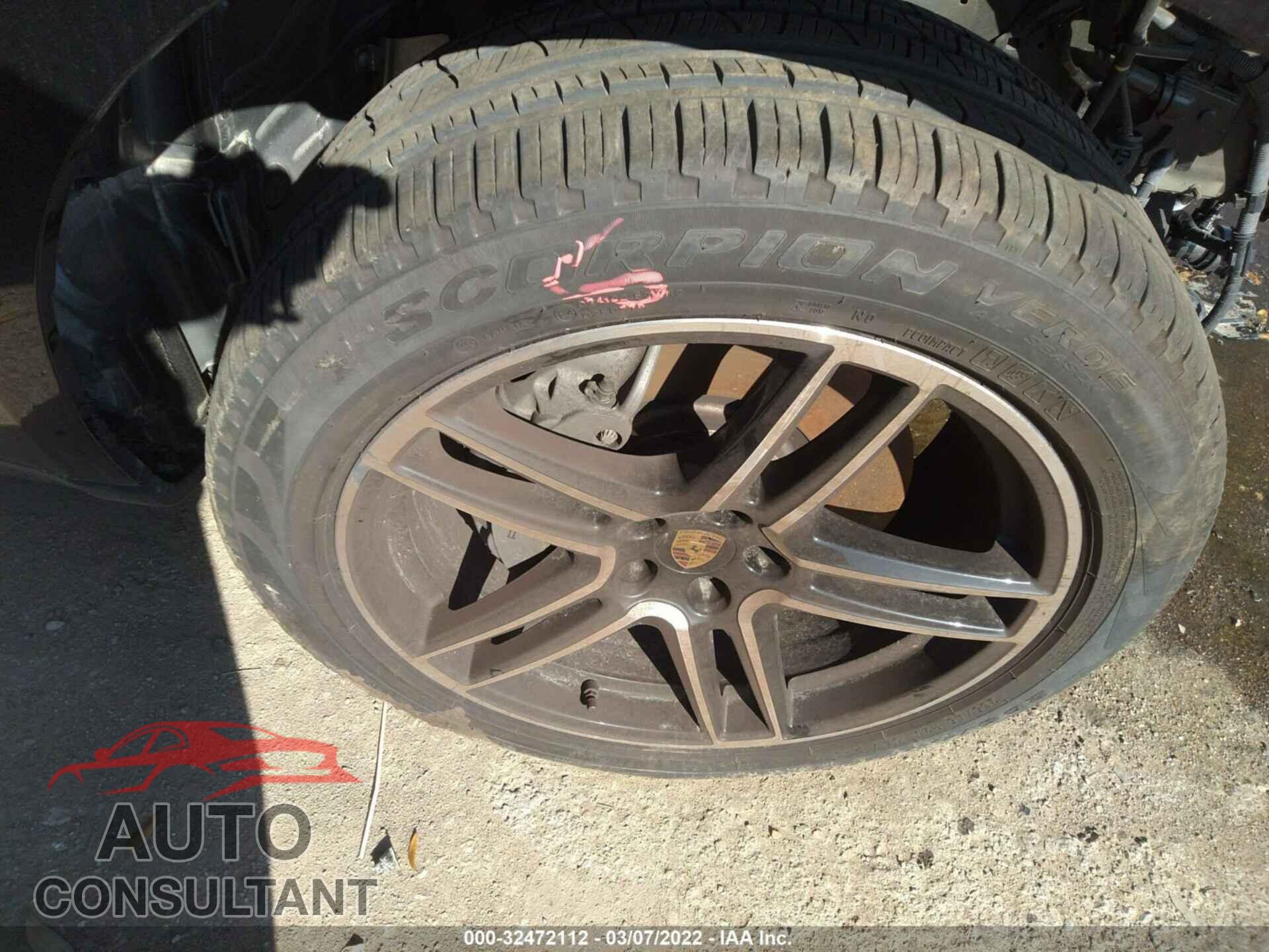 PORSCHE MACAN 2021 - WP1AB2A56MLB34485