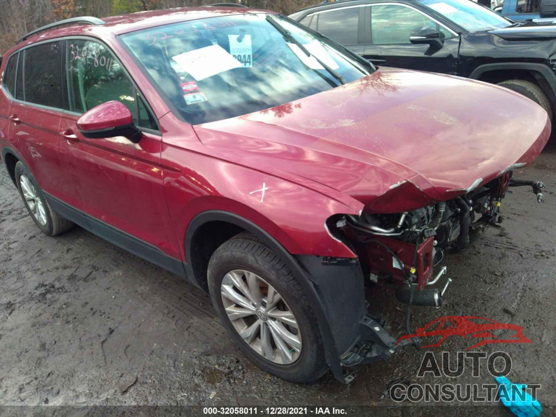 VOLKSWAGEN TIGUAN 2018 - 3VV0B7AX8JM124256